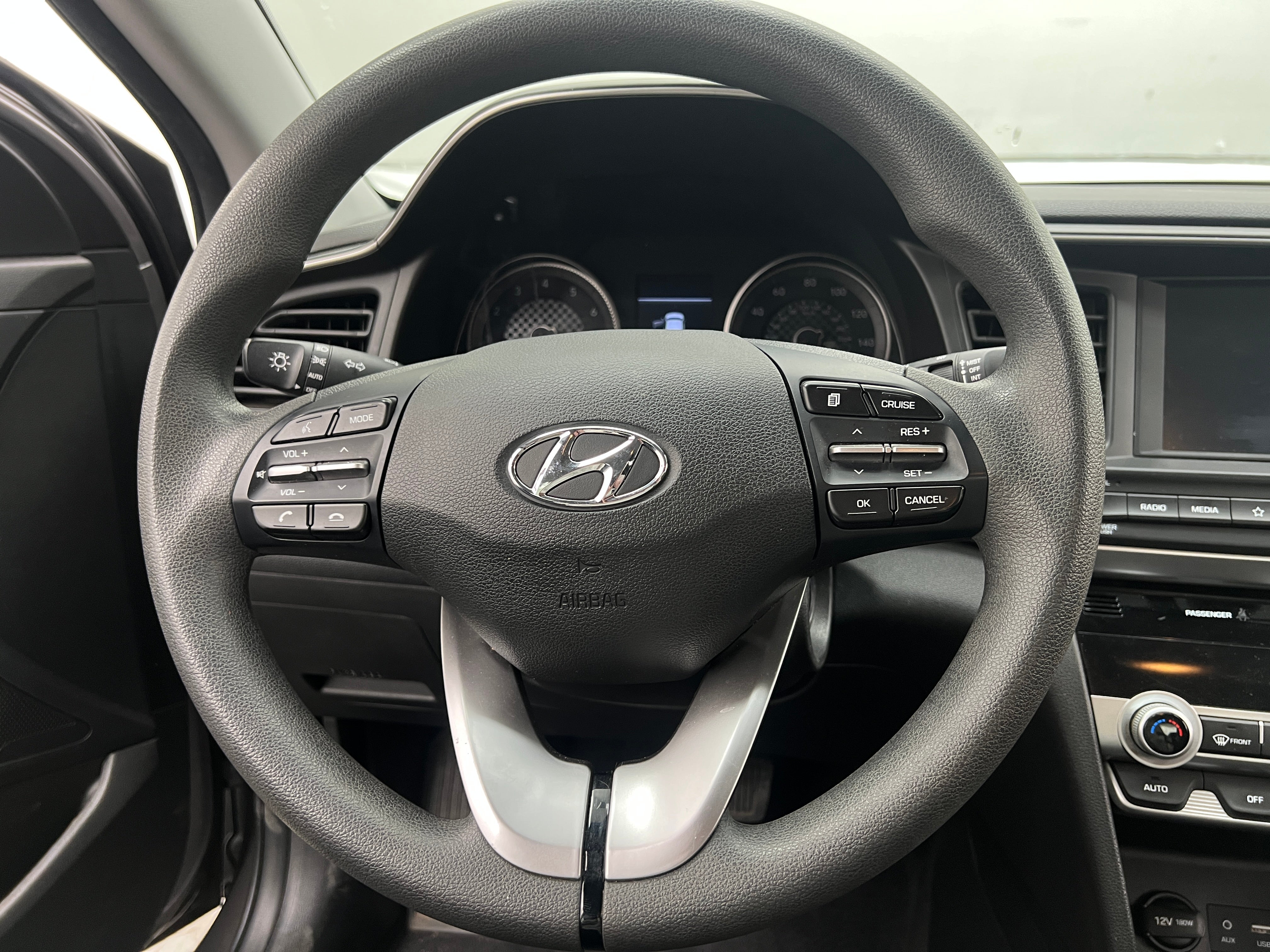 2020 Hyundai Elantra SEL 5