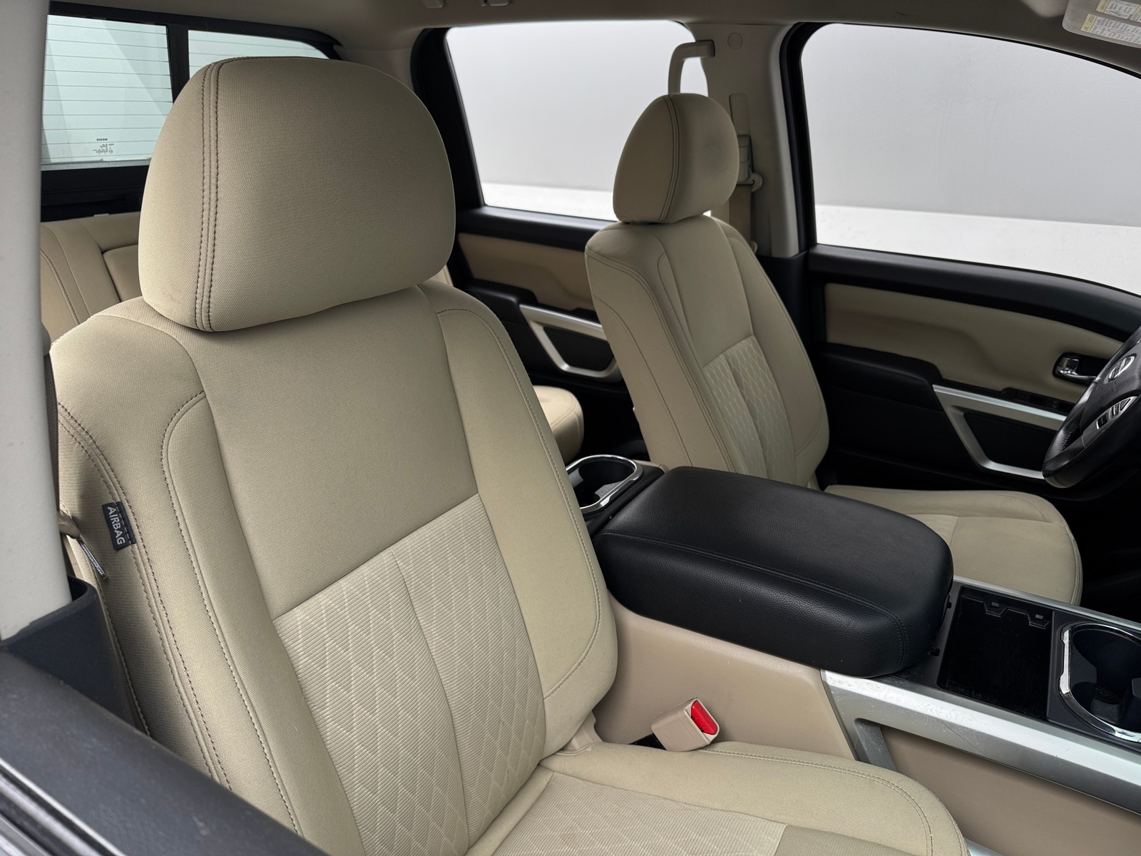Thumbnail: 2016 Nissan Titan - 2