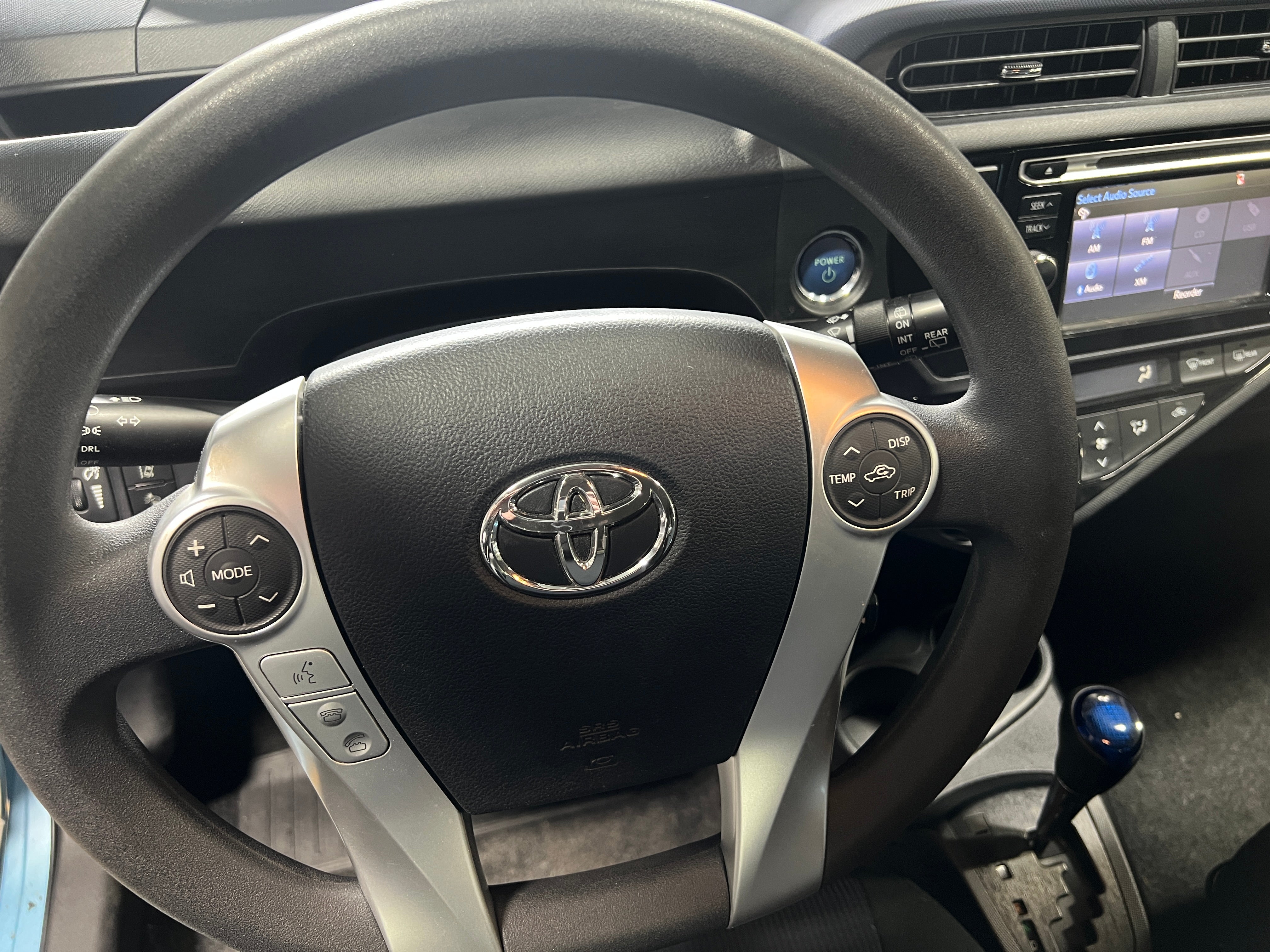 2016 Toyota Prius c Three 5