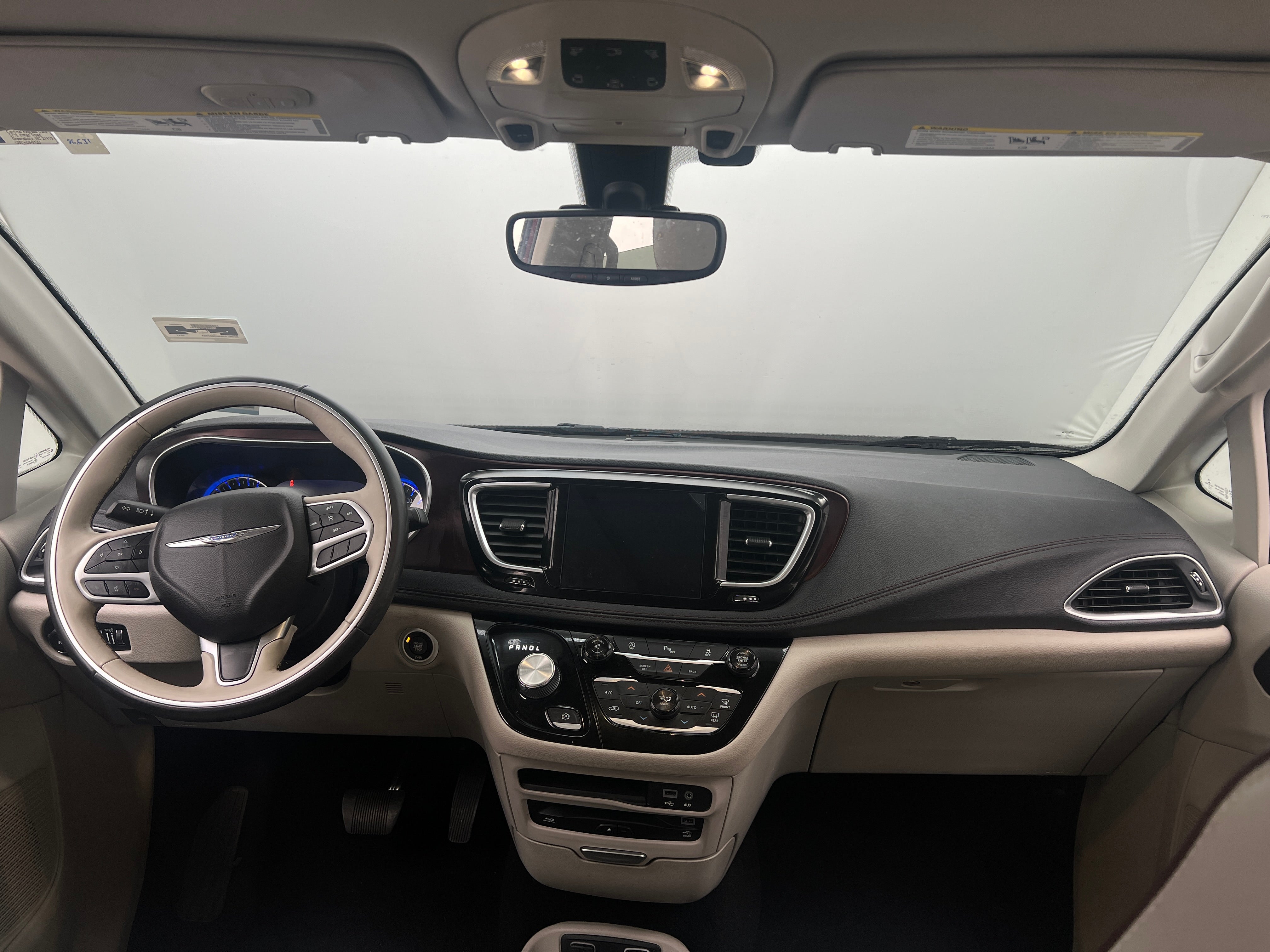 2017 Chrysler Pacifica Limited 2