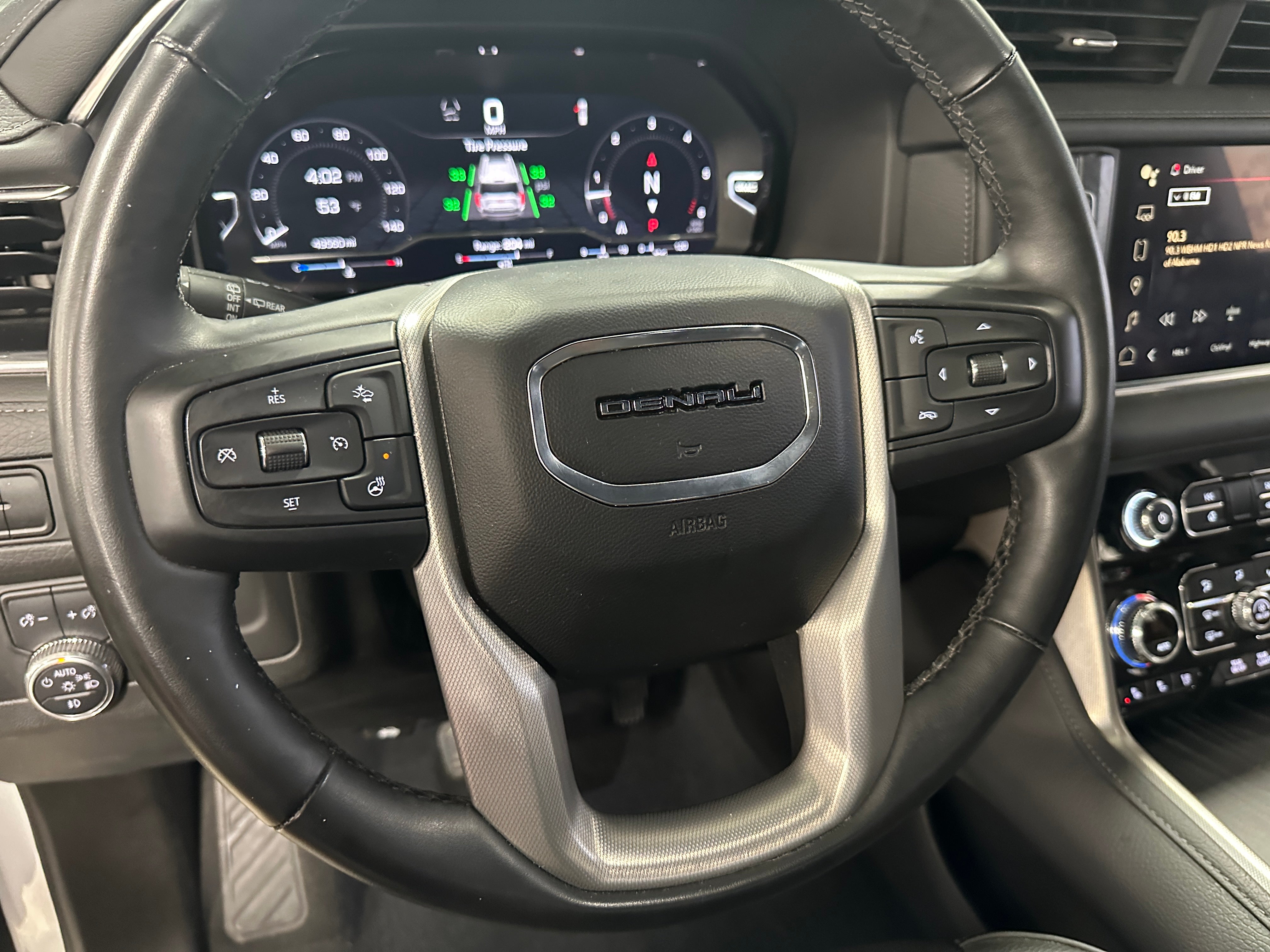 2023 GMC Yukon Denali 4