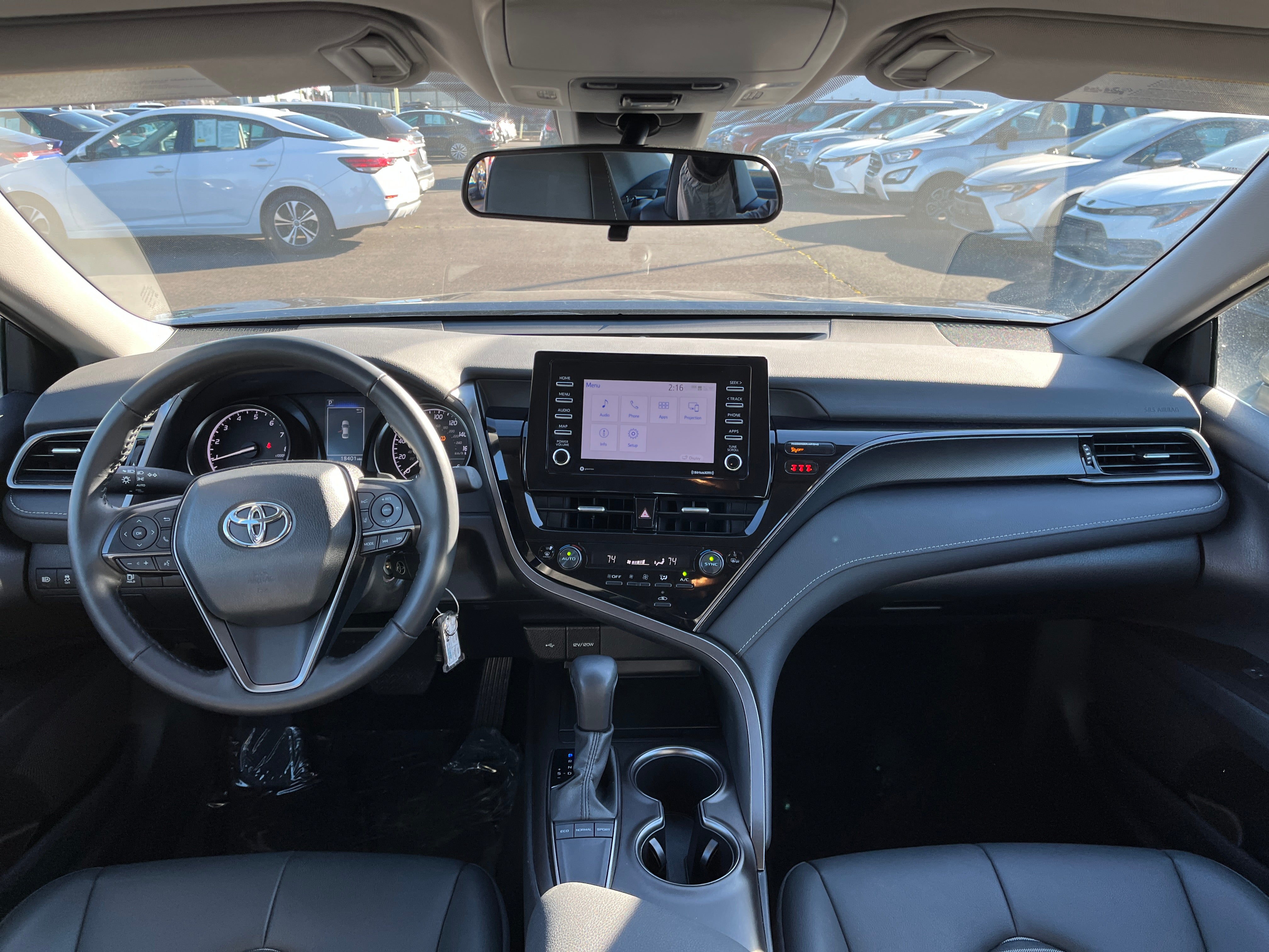2024 Toyota Camry SE 3