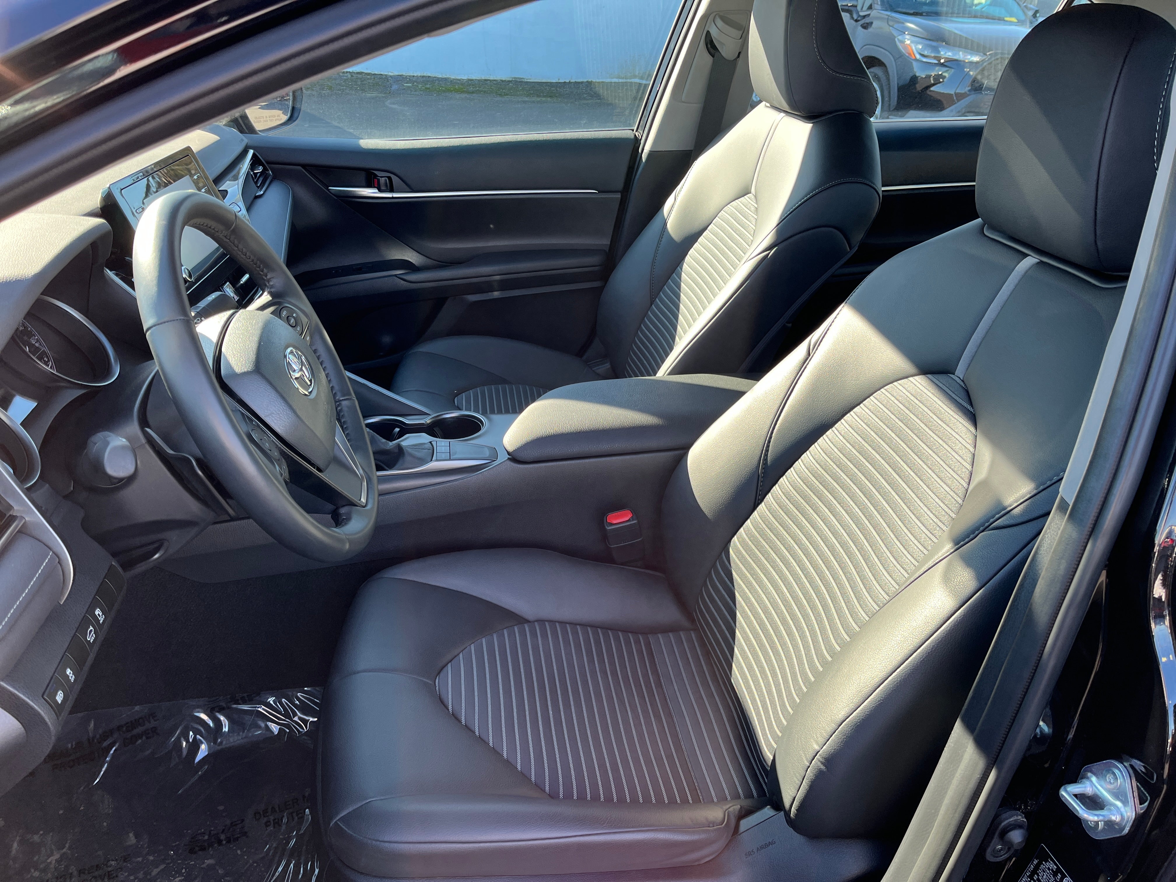 2024 Toyota Camry SE 2