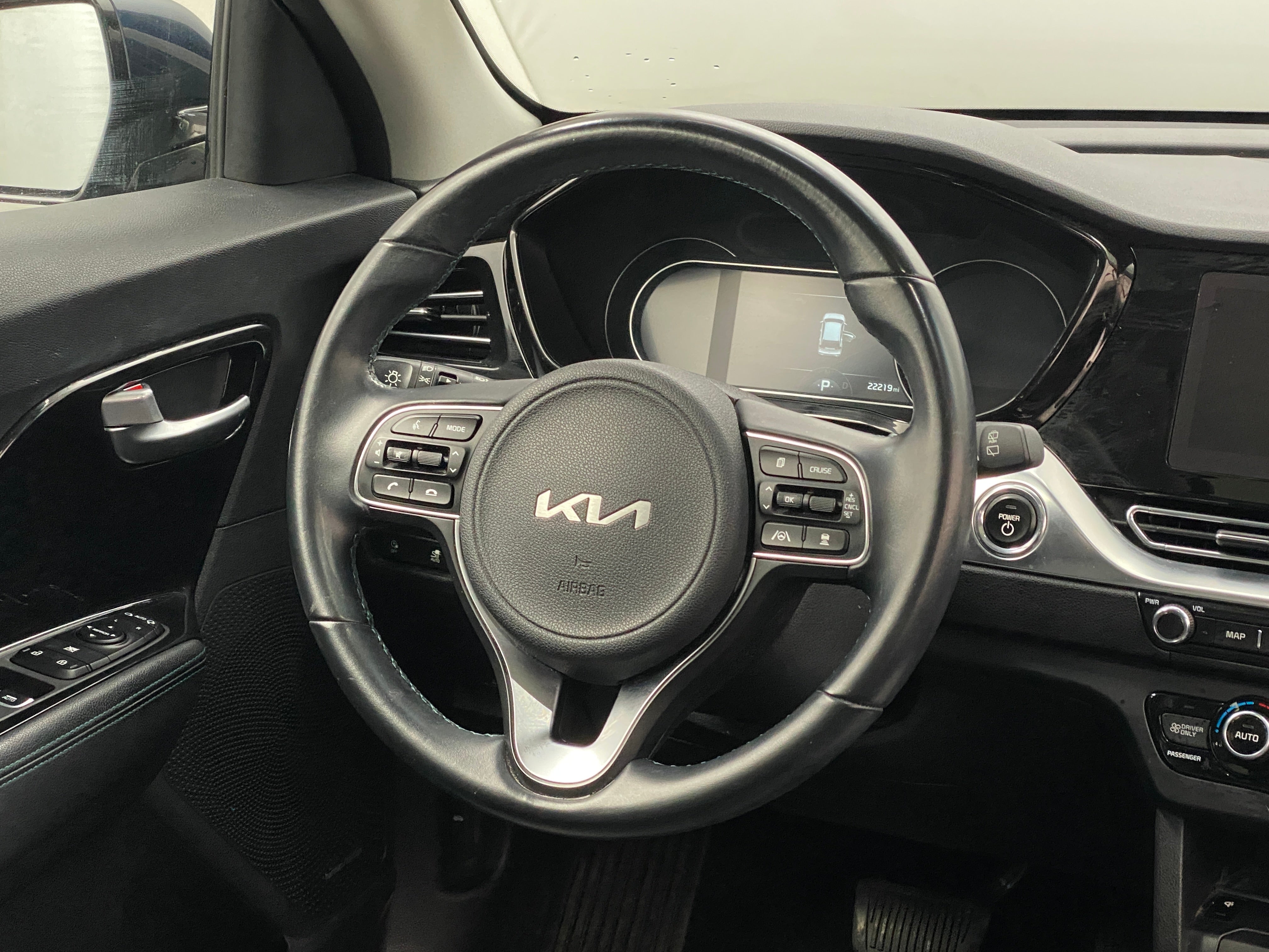 2022 Kia Niro EX Premium 4