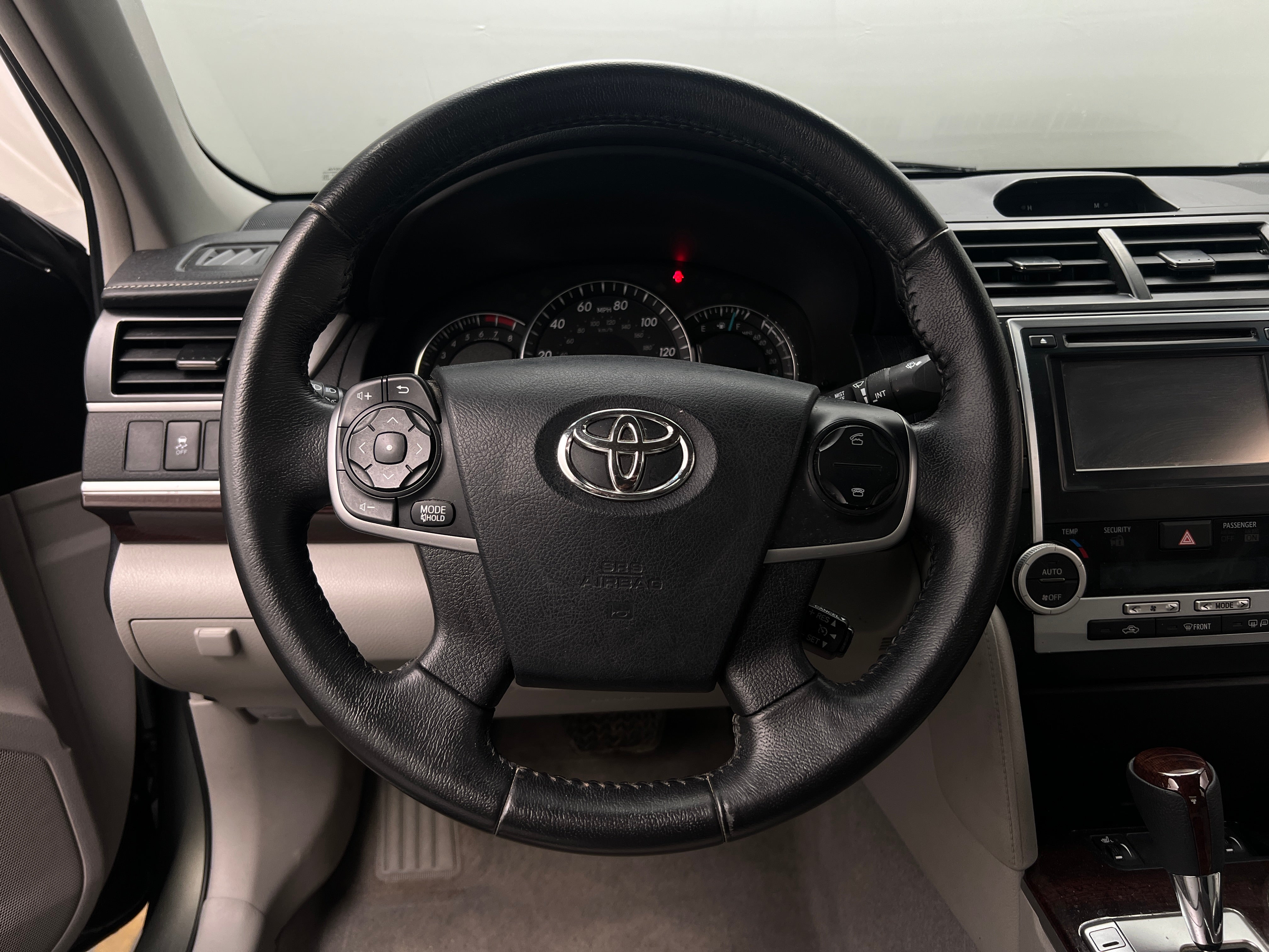 2012 Toyota Camry XLE 5