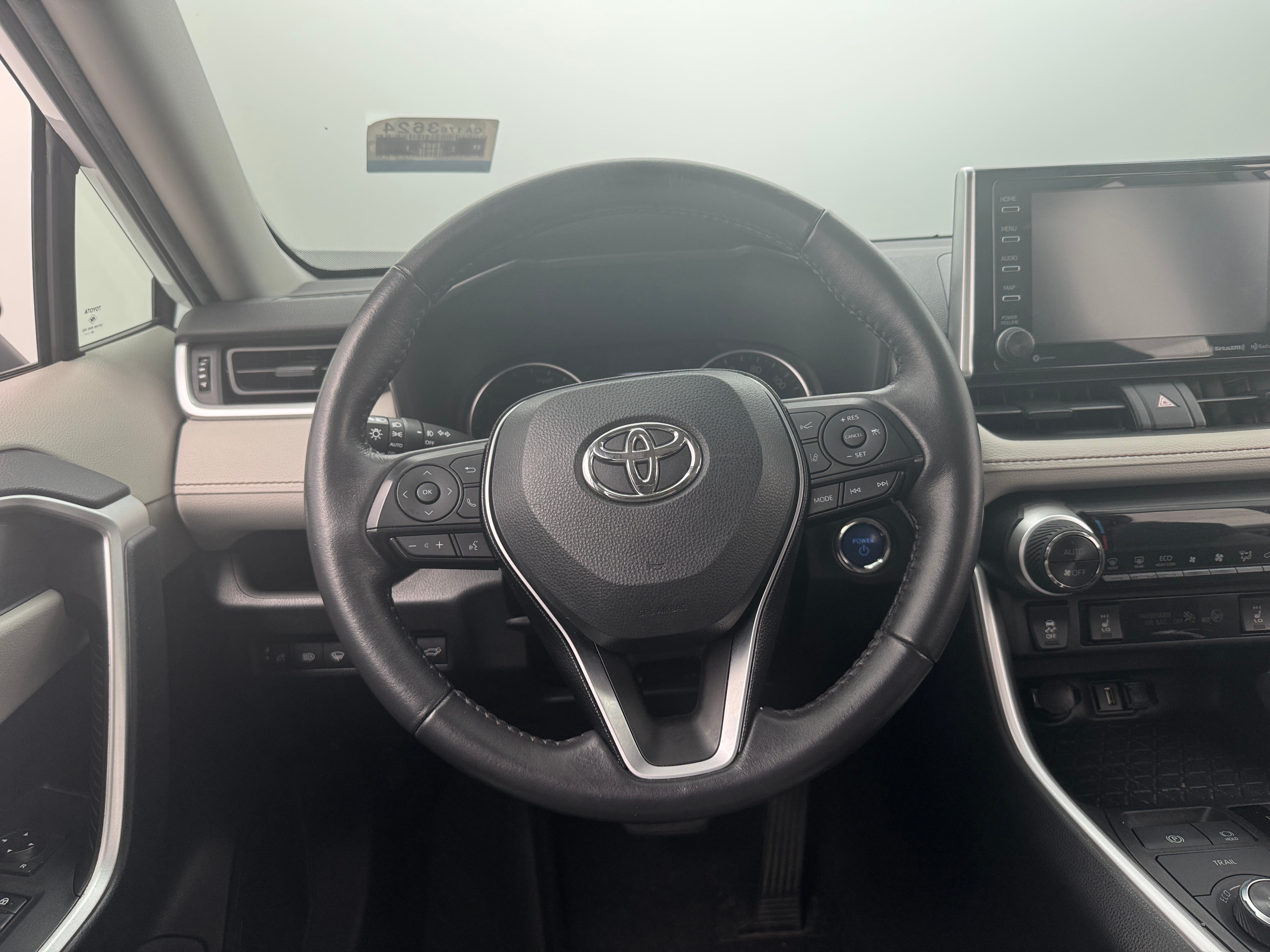 2021 Toyota RAV4 XLE 5