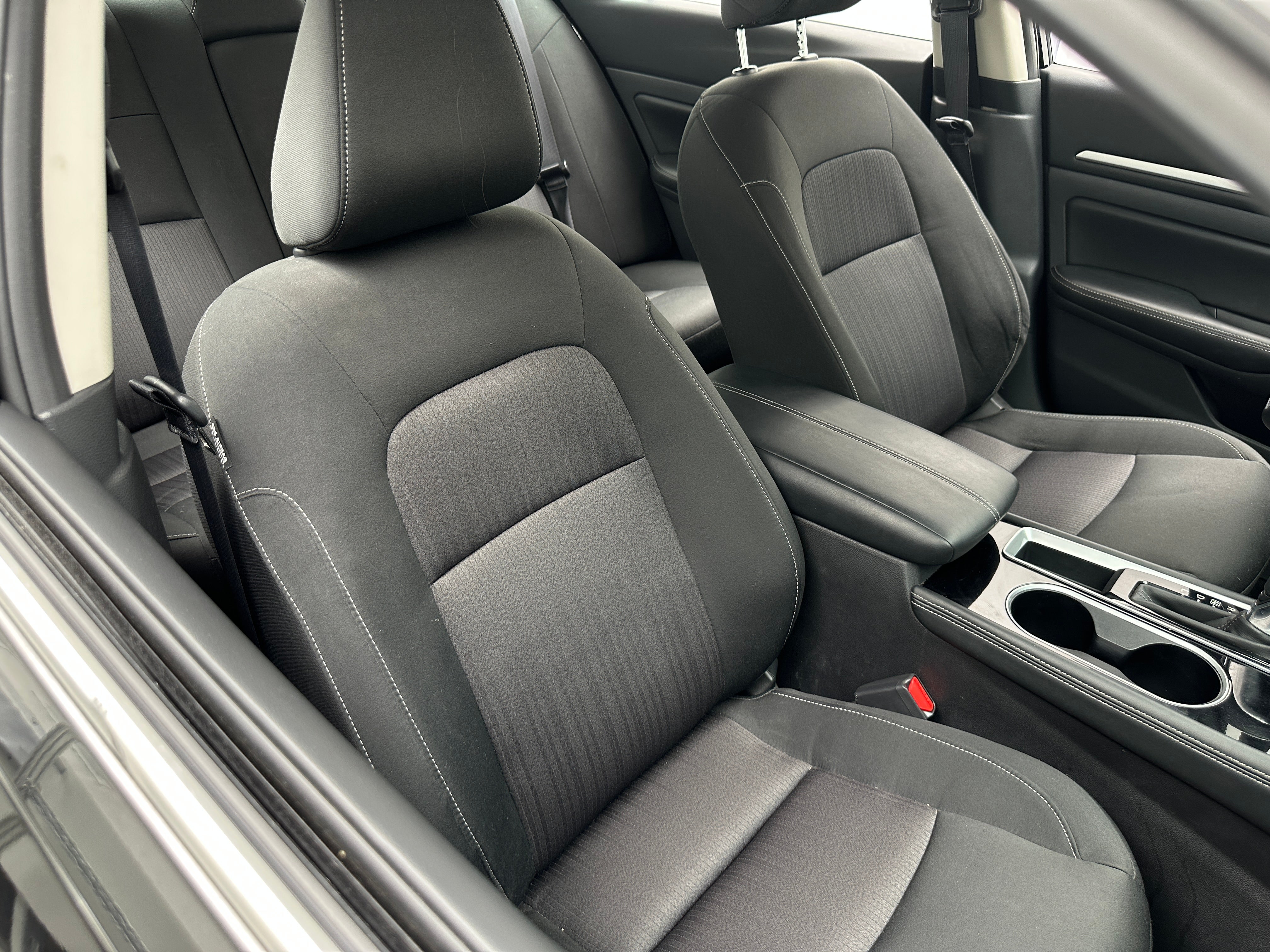 2023 Nissan Altima SV 2