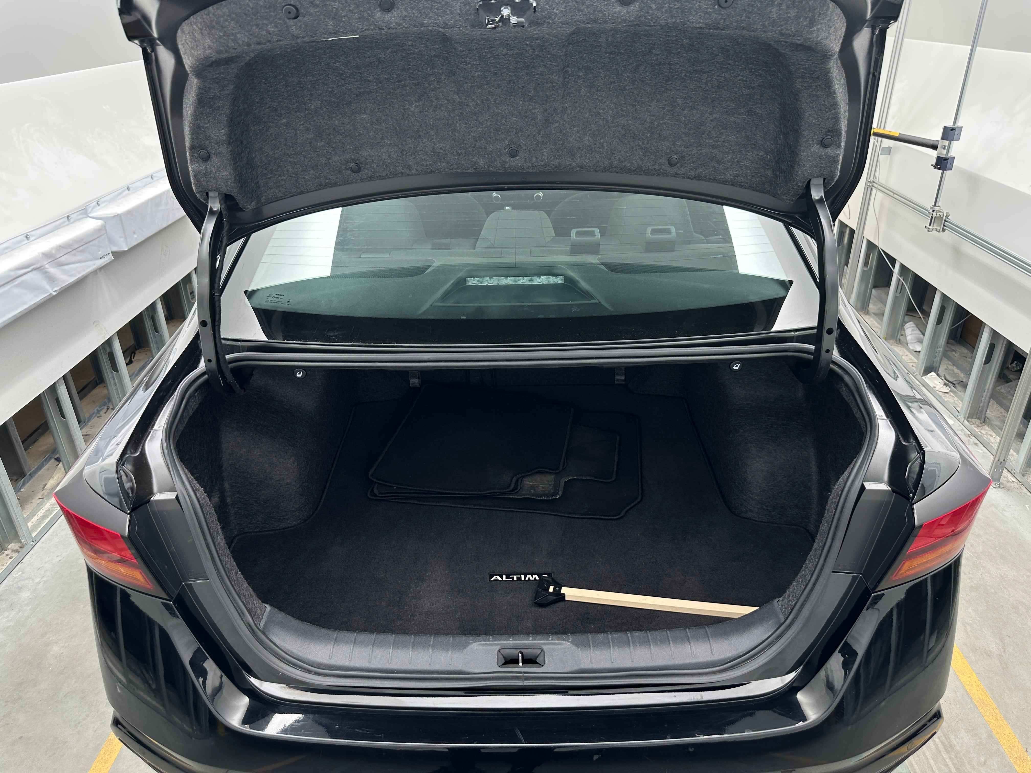 2023 Nissan Altima SV 7