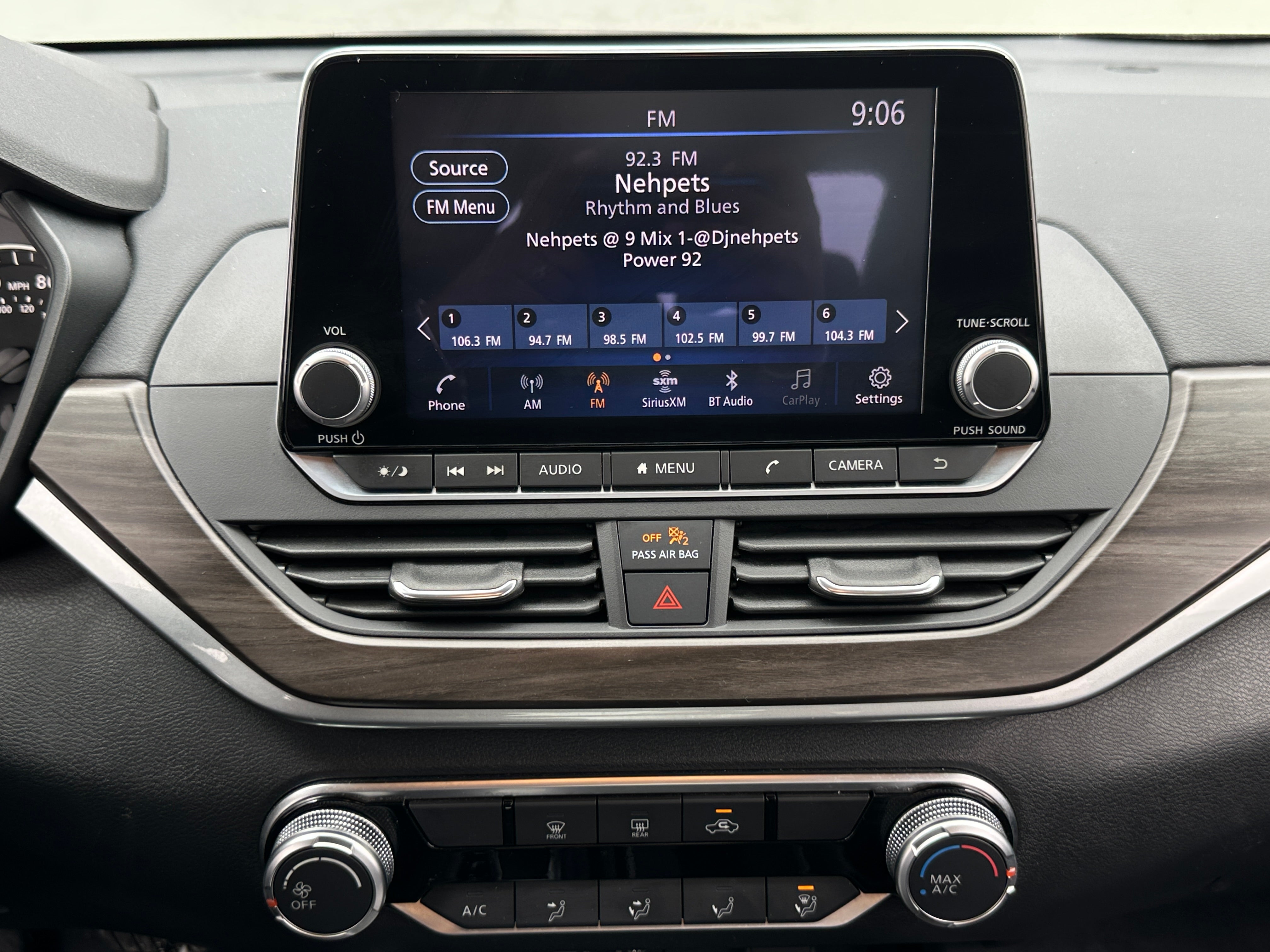 2023 Nissan Altima SV 4
