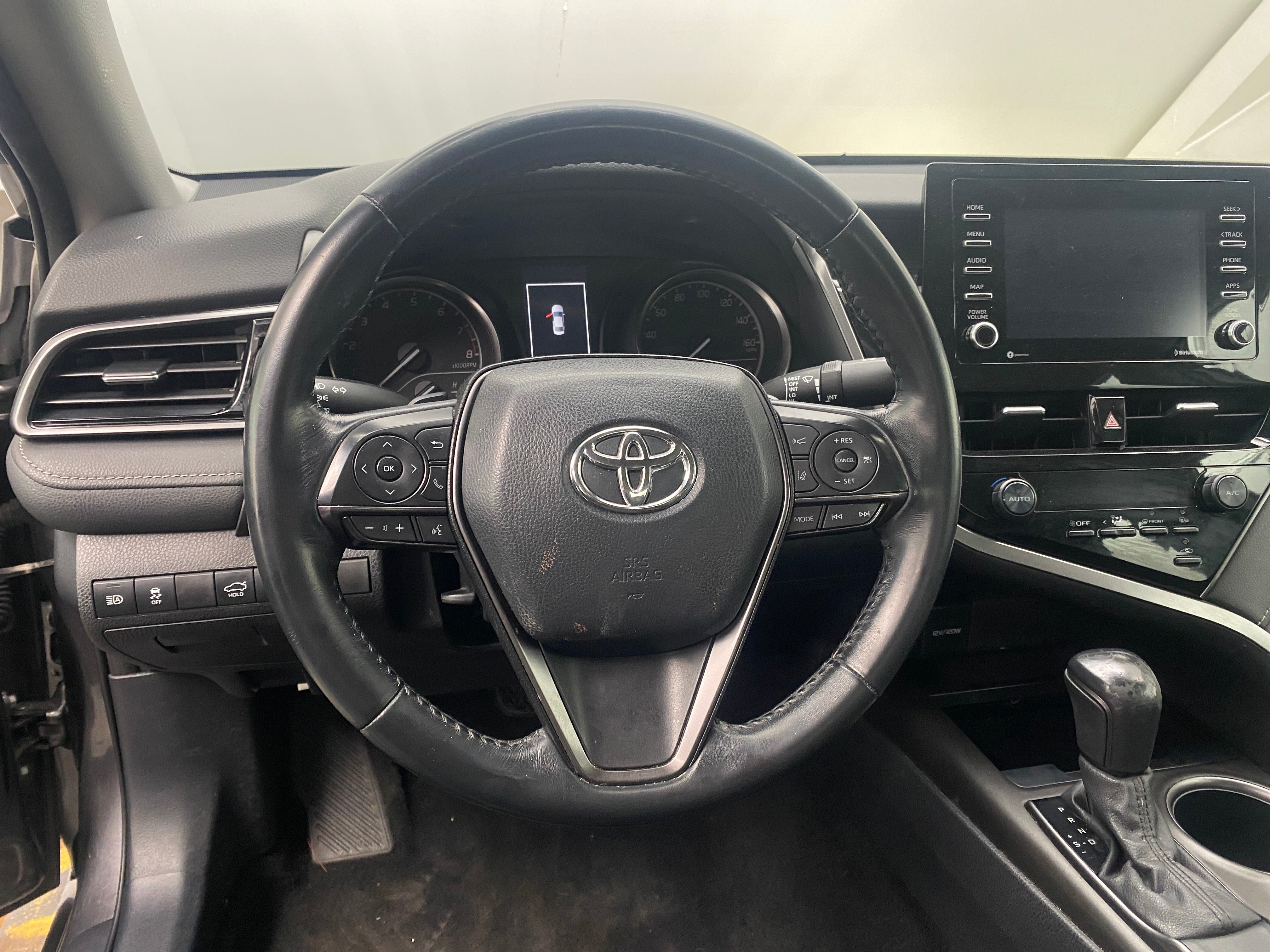 2021 Toyota Camry SE 4