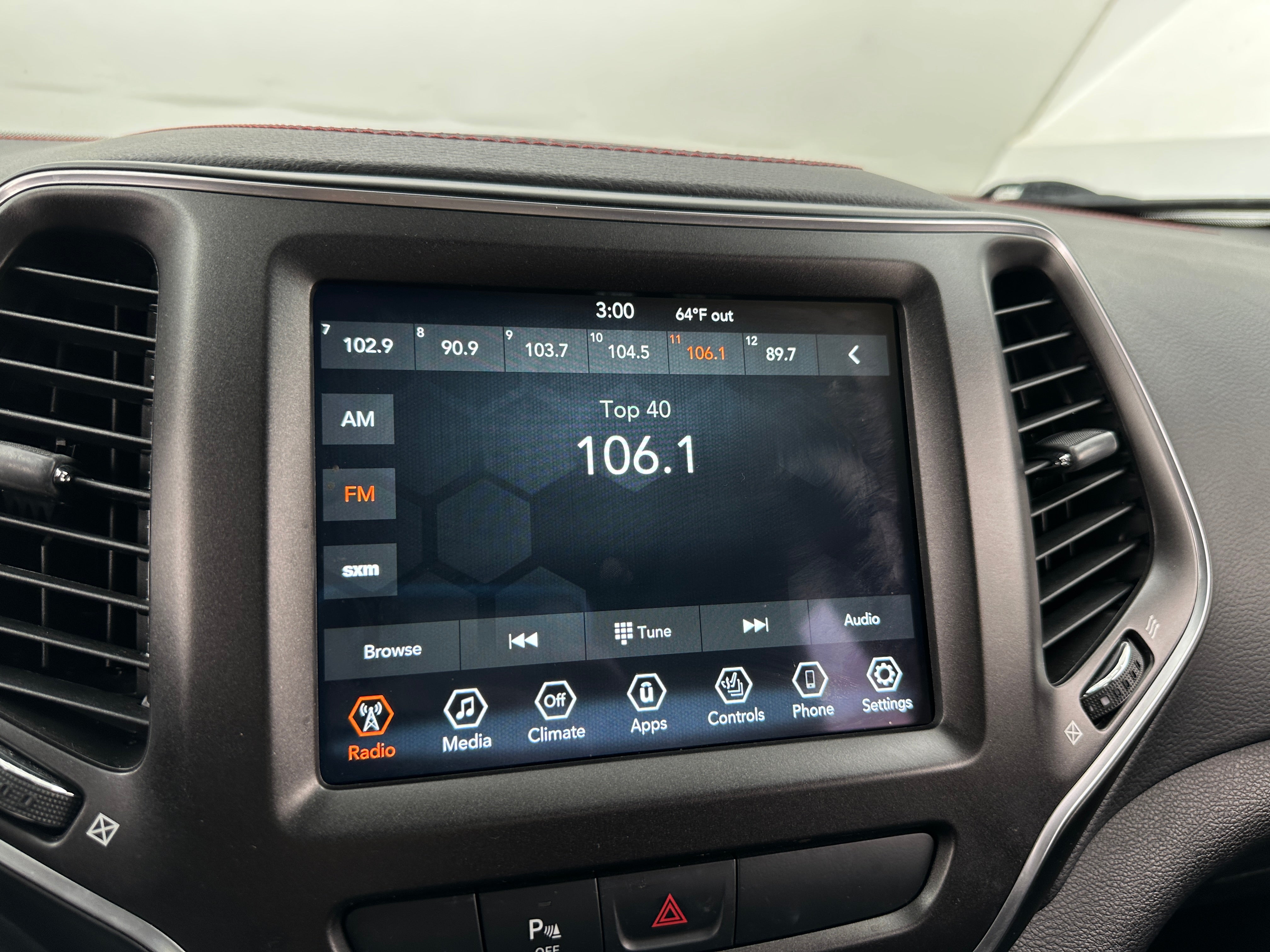 2020 Jeep Cherokee Trailhawk 4