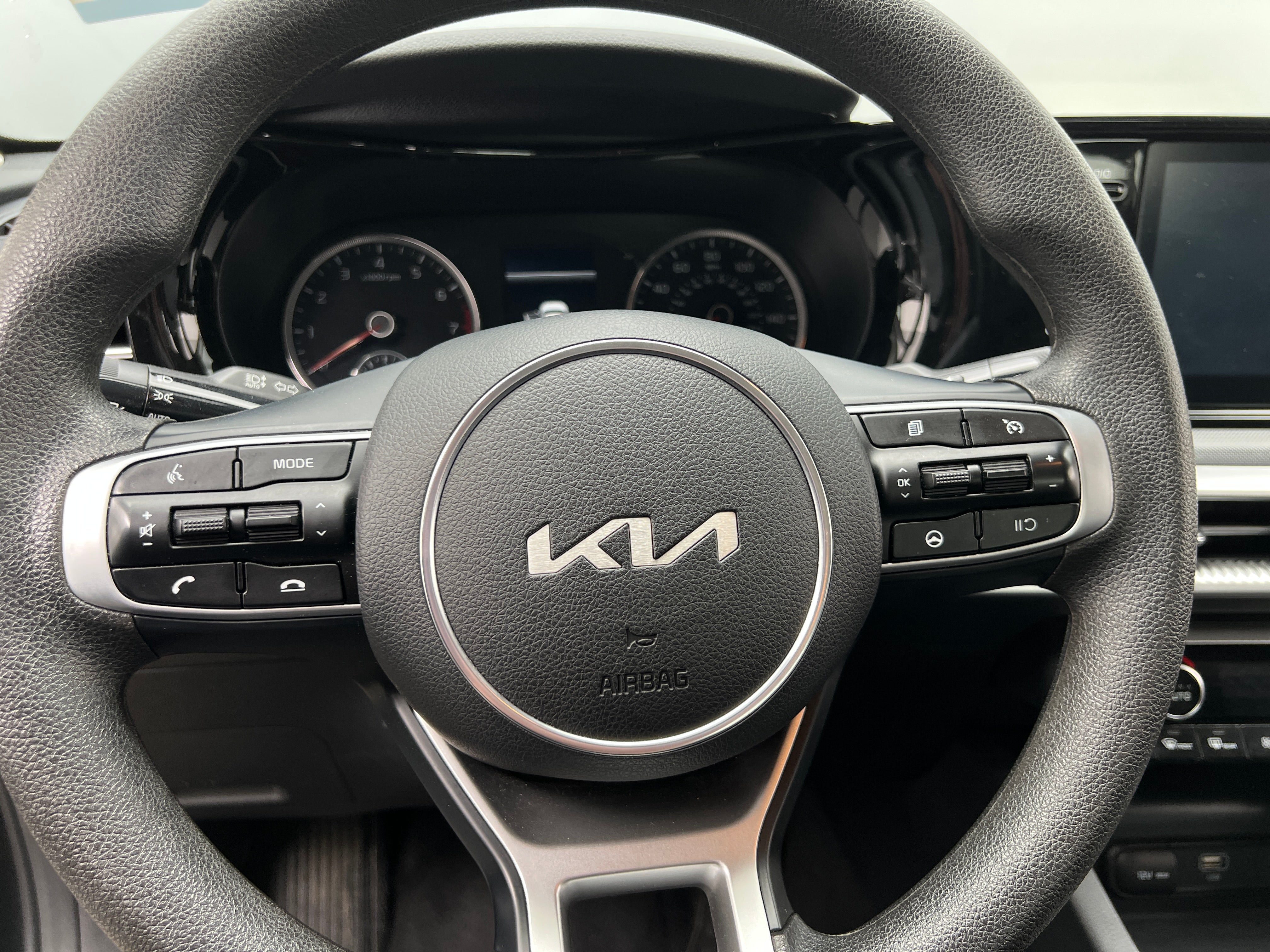 2023 Kia K5 LXS 5