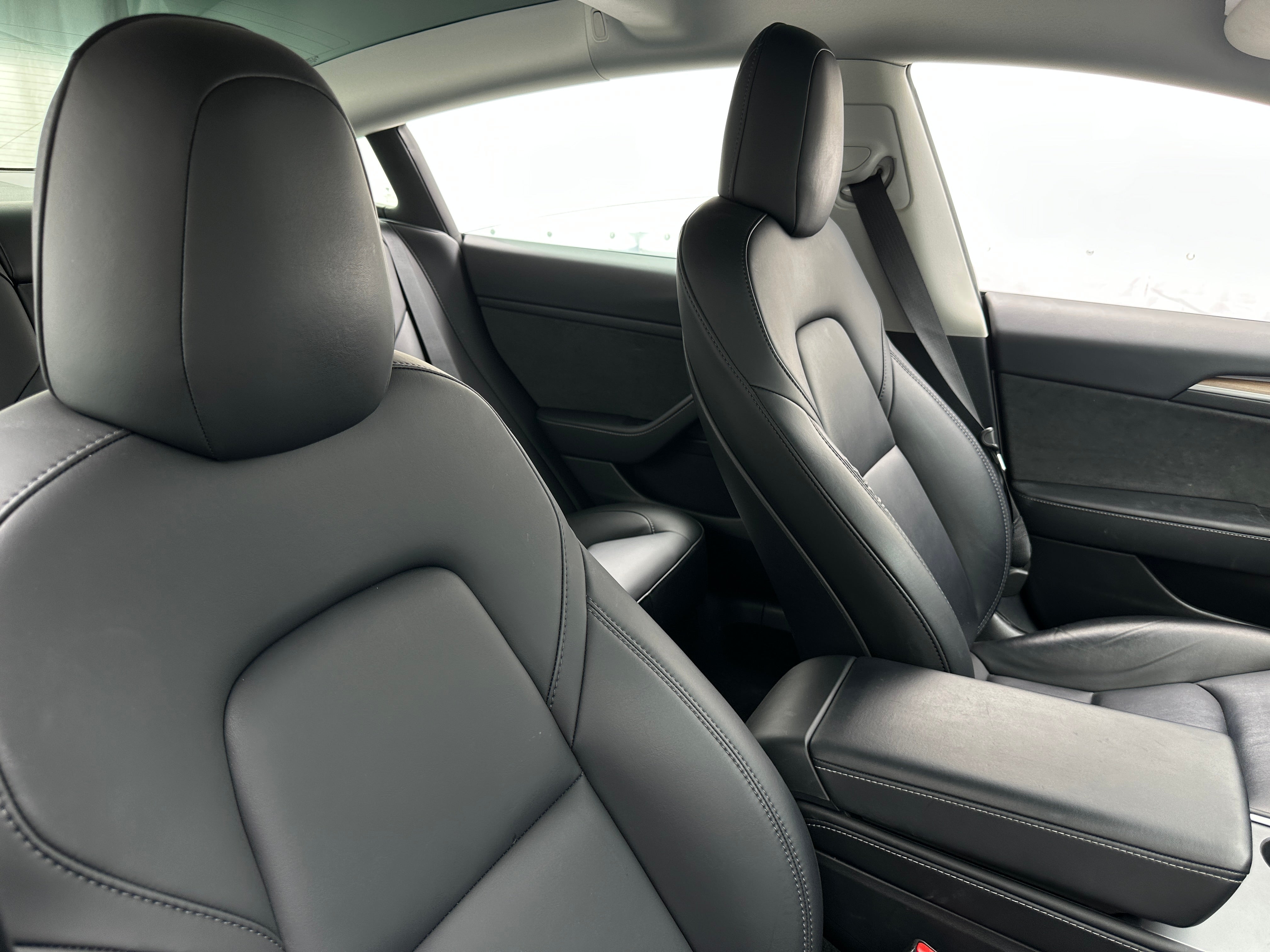 2022 Tesla Model 3 Long Range 2