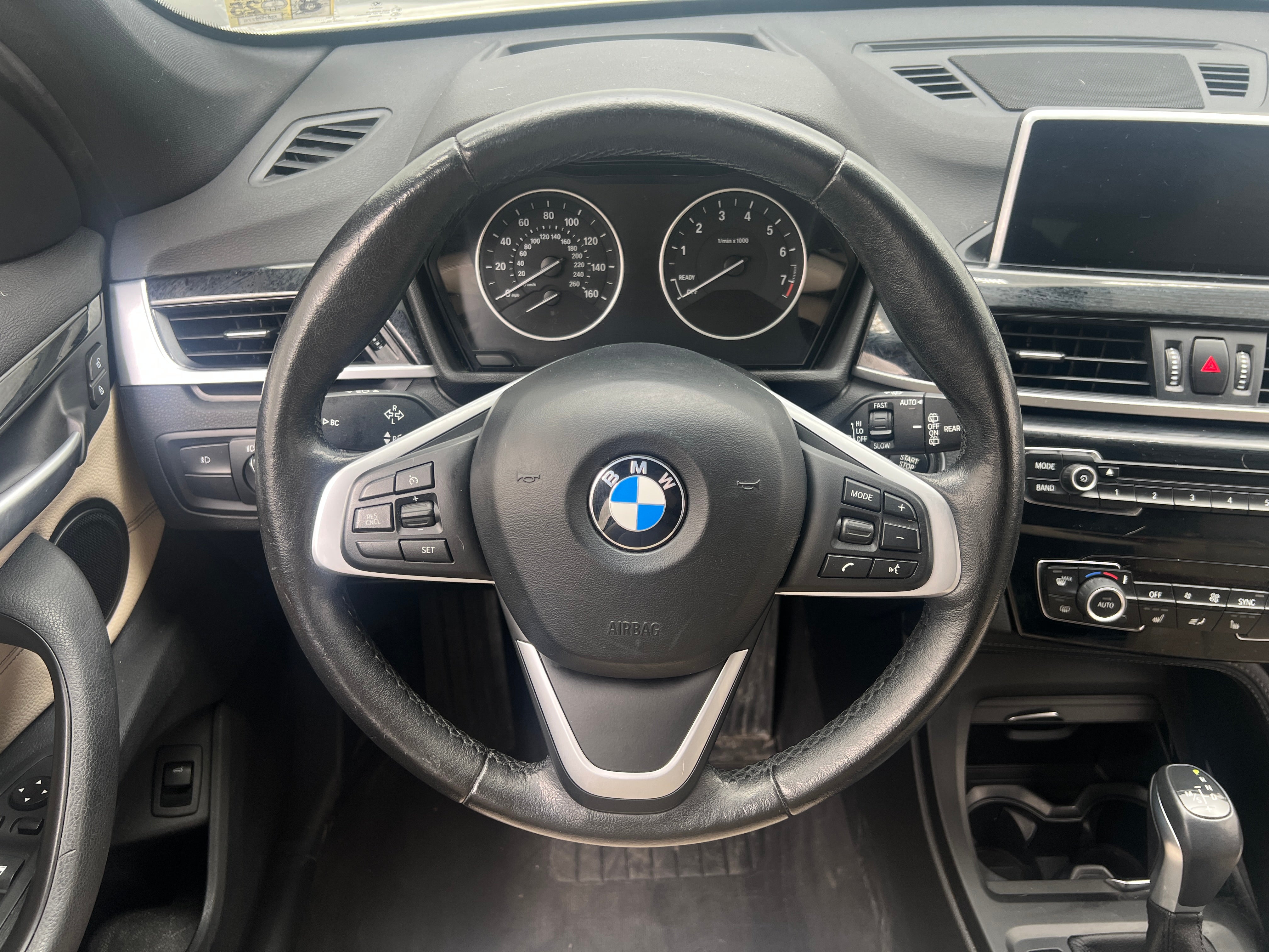 2017 BMW X1 xDrive28i 4