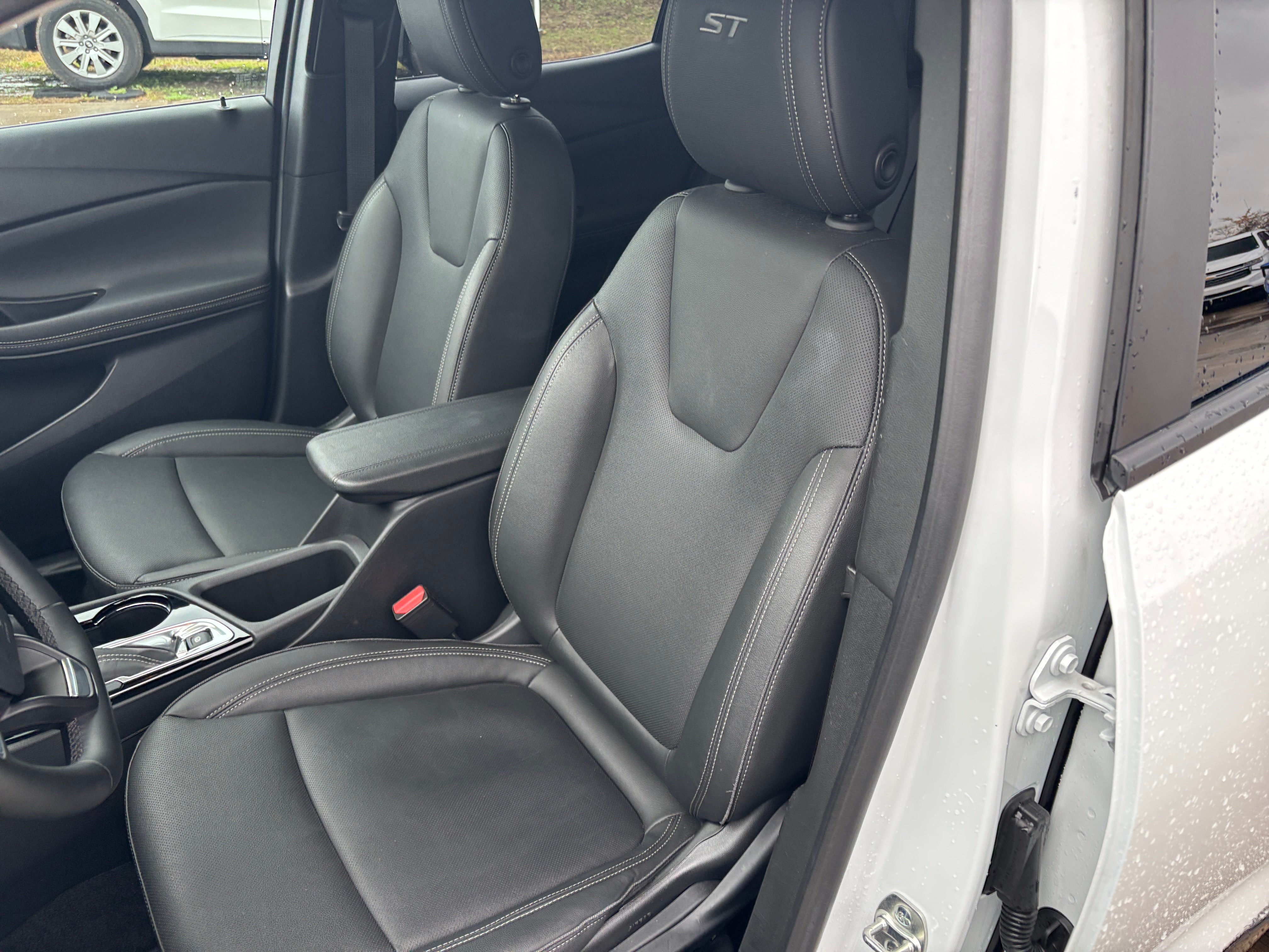 2024 Buick Encore GX Sport Touring 2