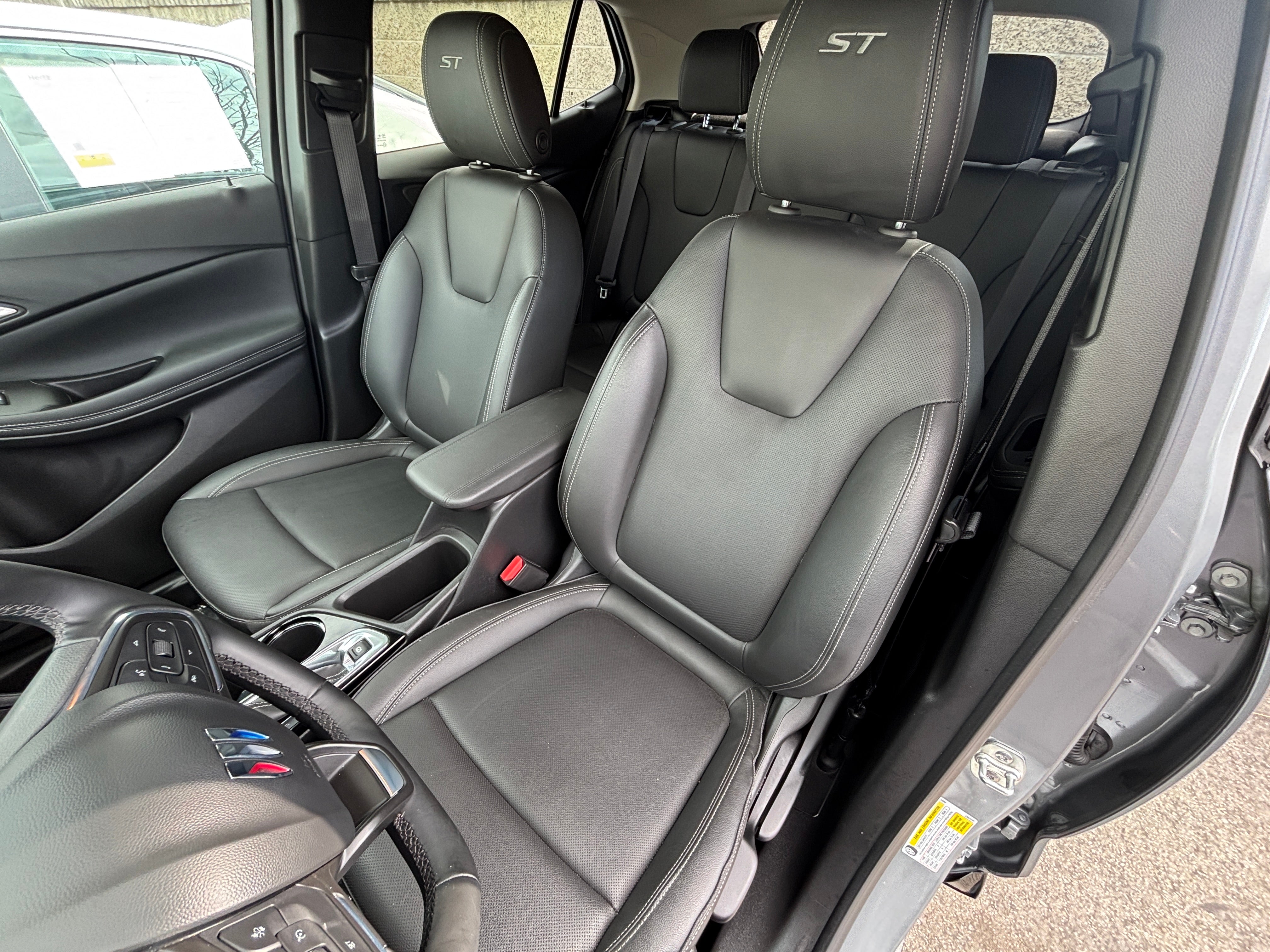 2024 Buick Encore GX Sport Touring 2