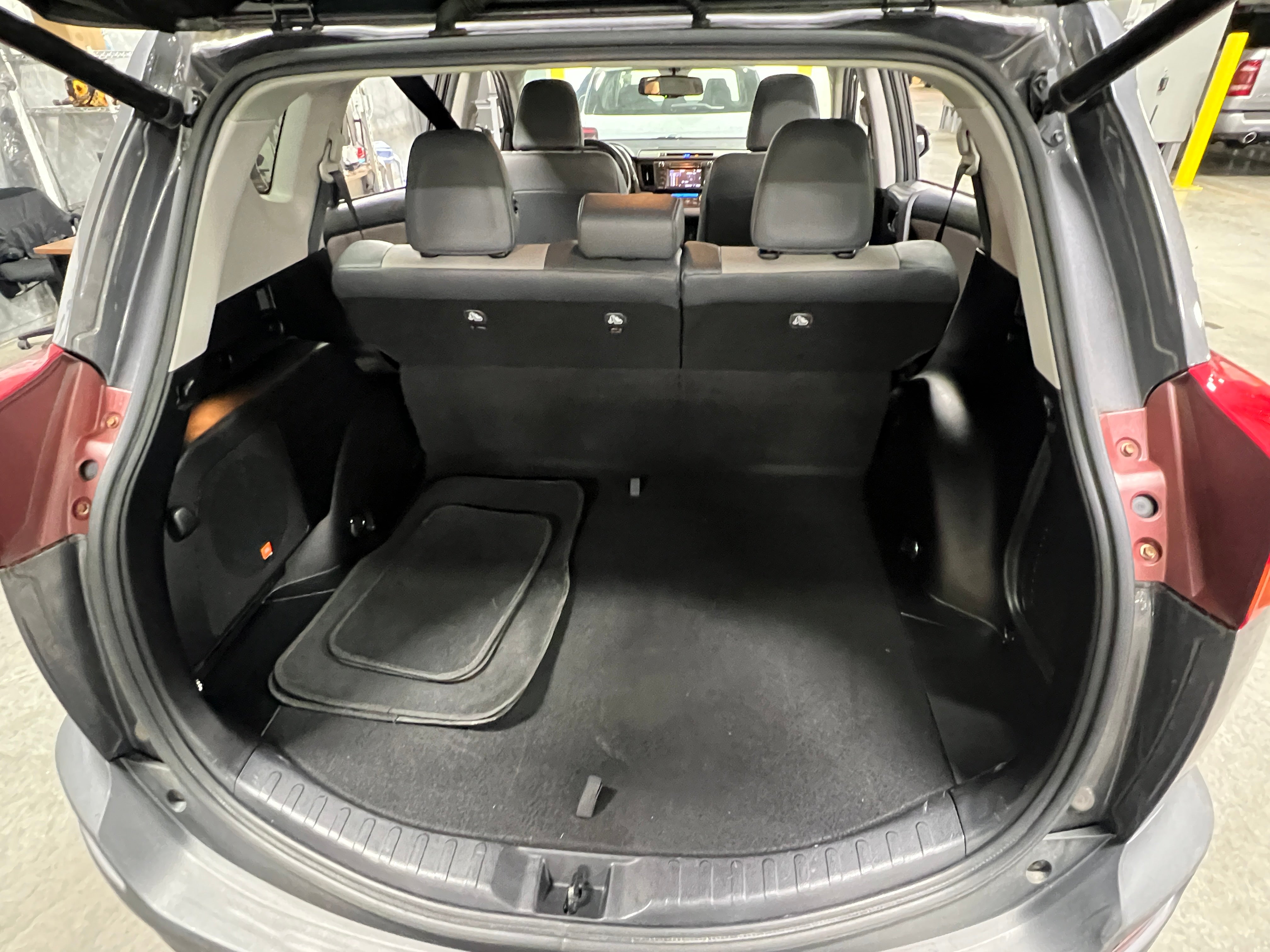 2014 Toyota RAV4 Limited 6