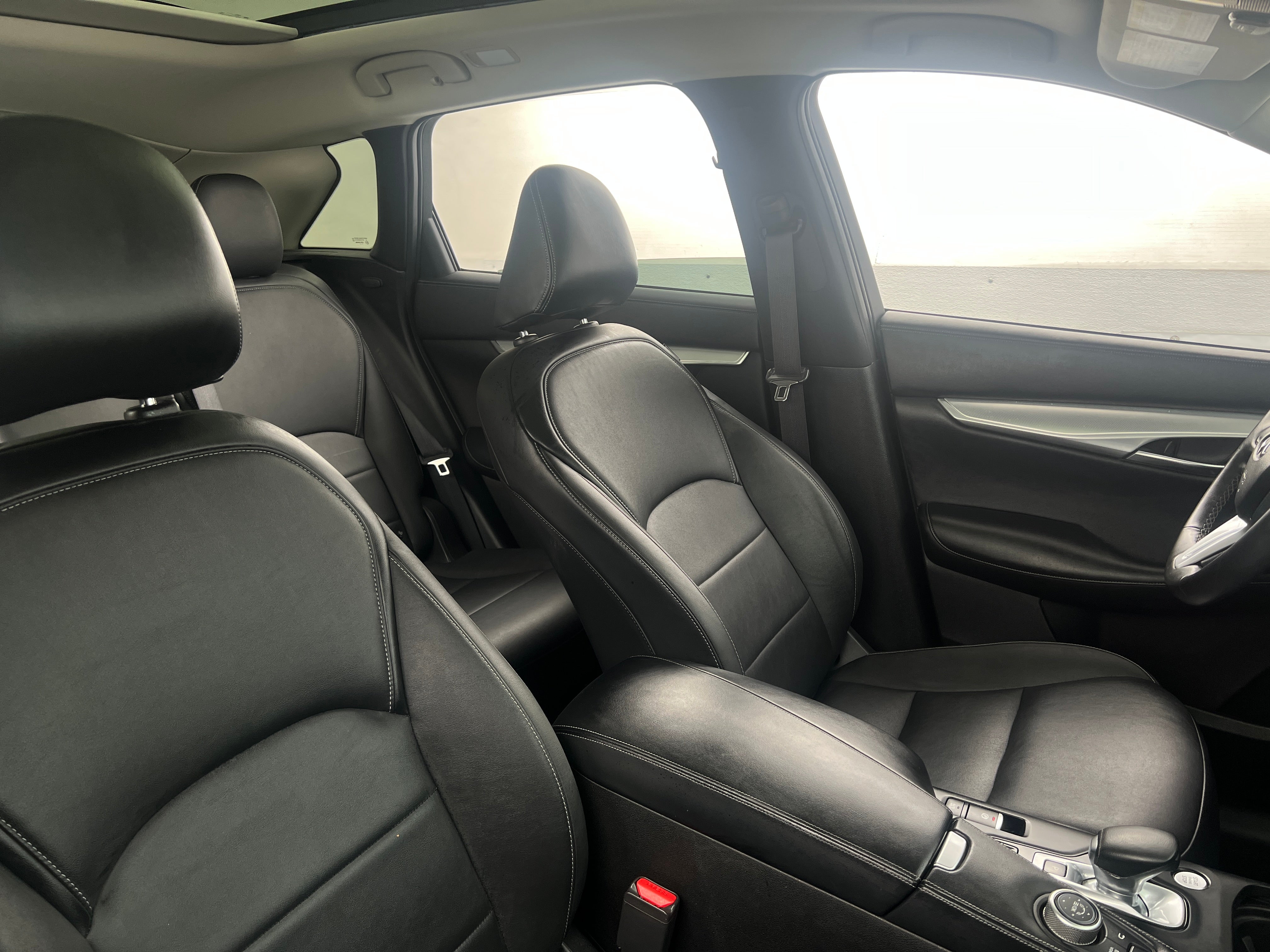 2019 INFINITI QX50 Luxe 2