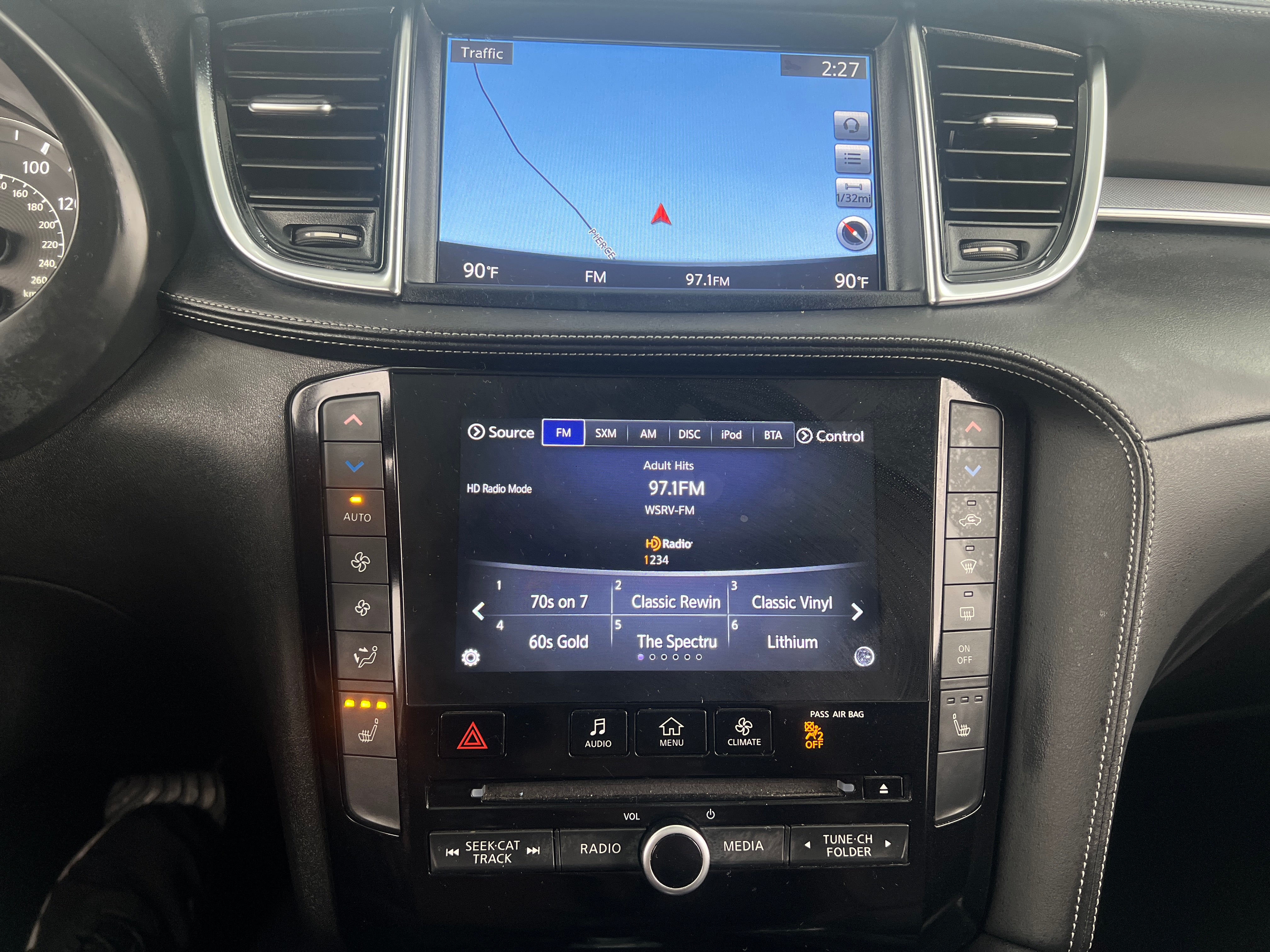 2019 INFINITI QX50 Luxe 4