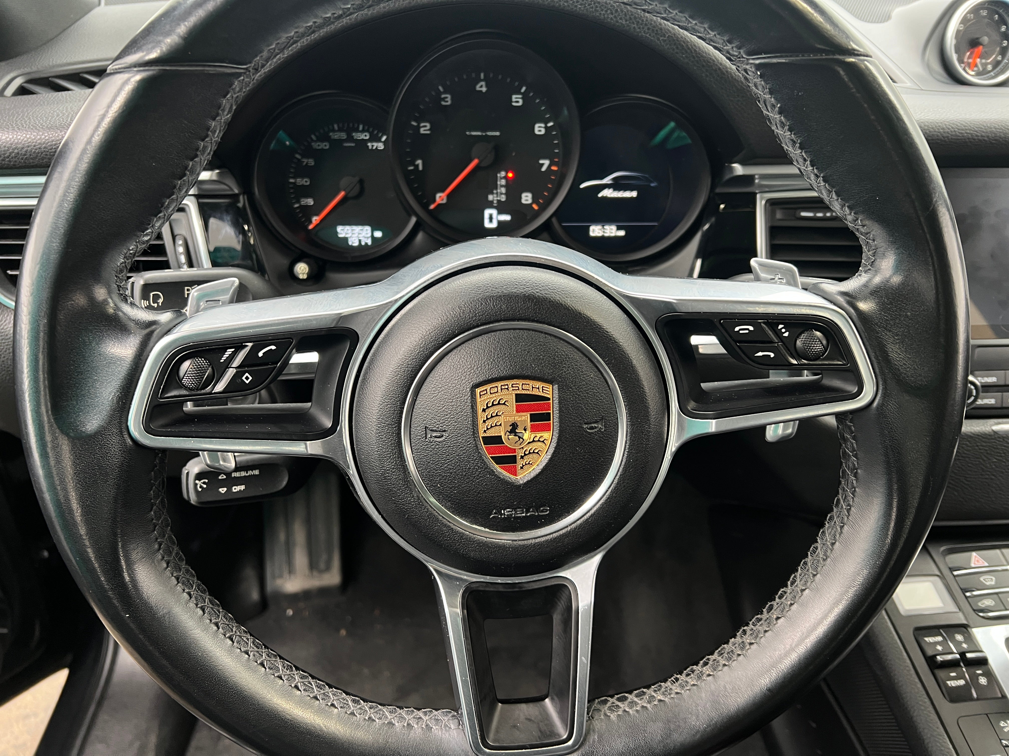 2018 Porsche Macan Base 5