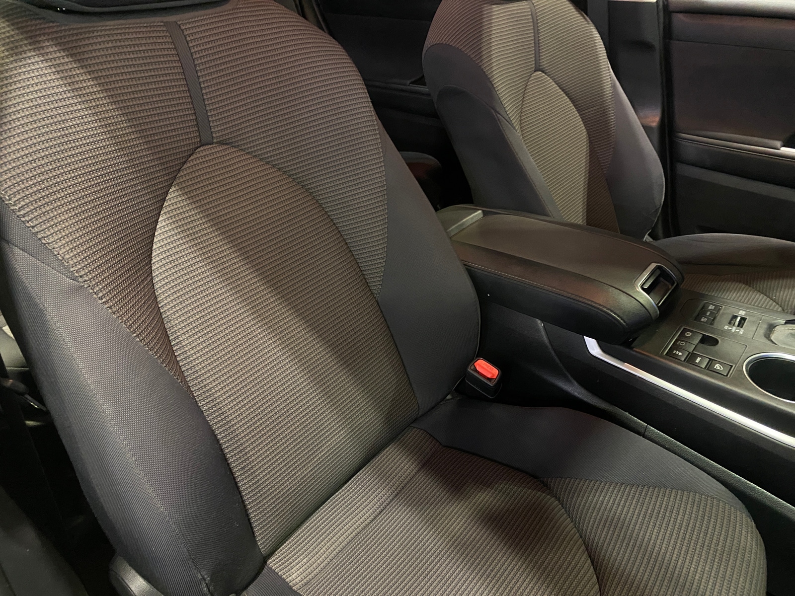 Thumbnail: 2023 Toyota Highlander - 2