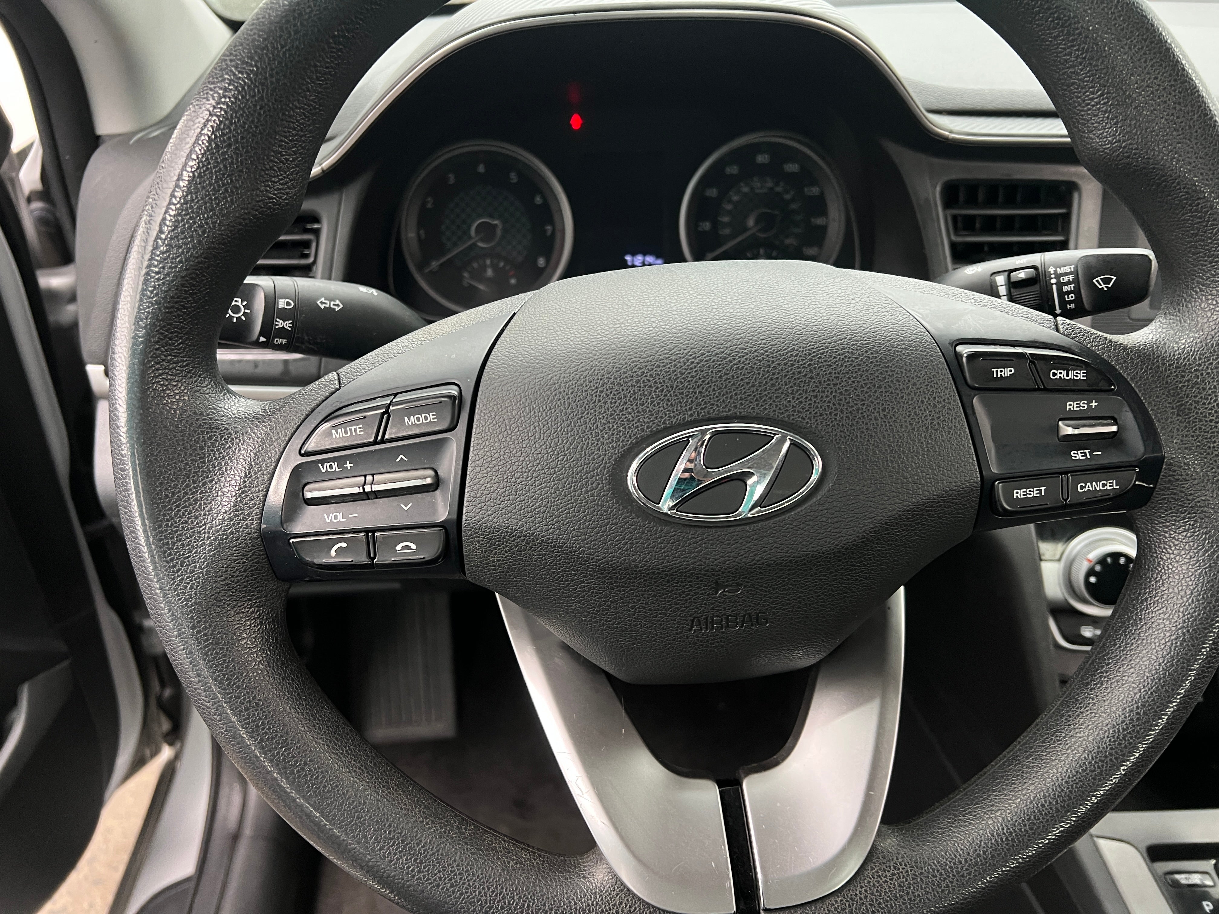 2019 Hyundai Elantra SE 5