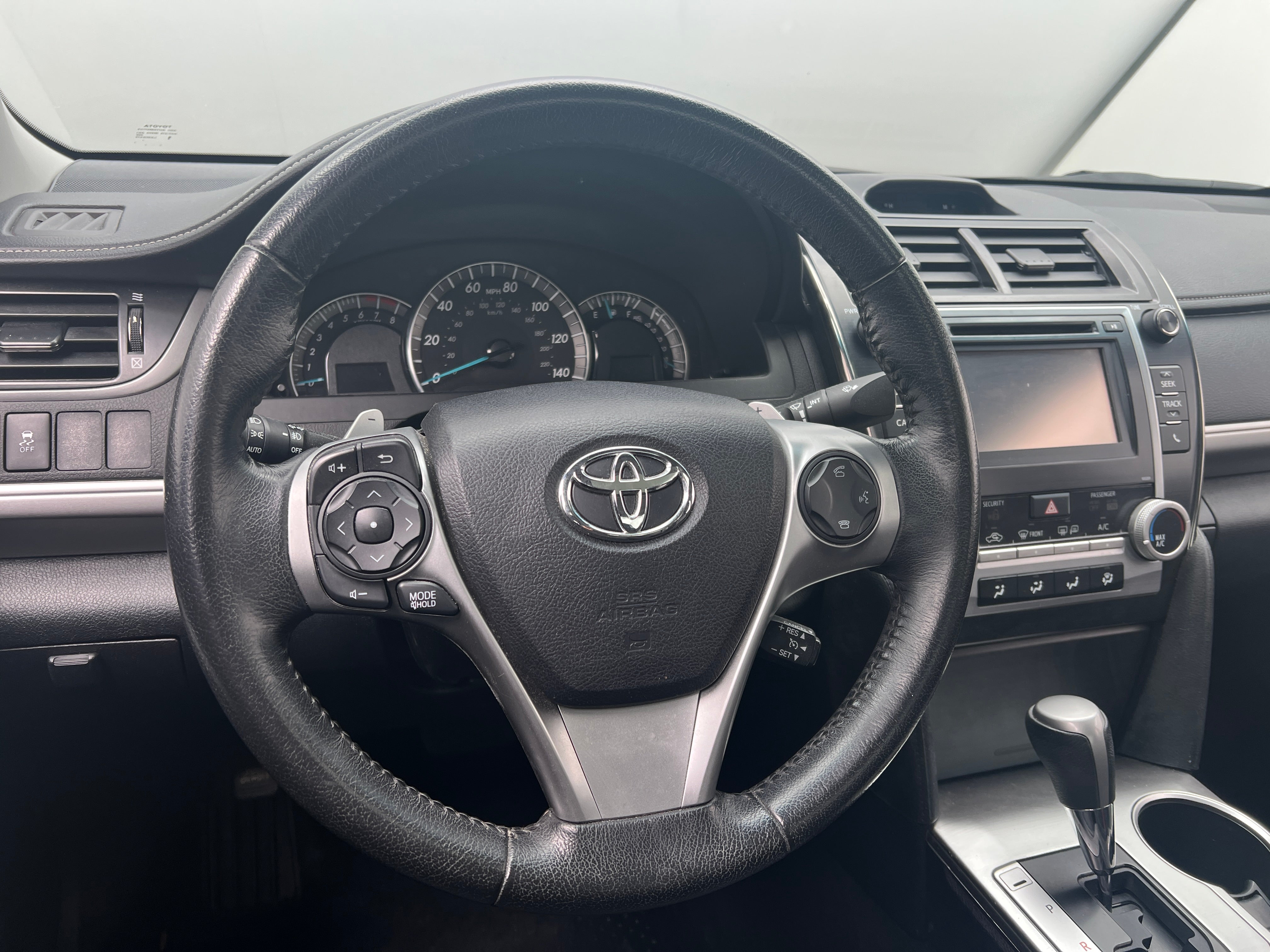 2014 Toyota Camry SE 5