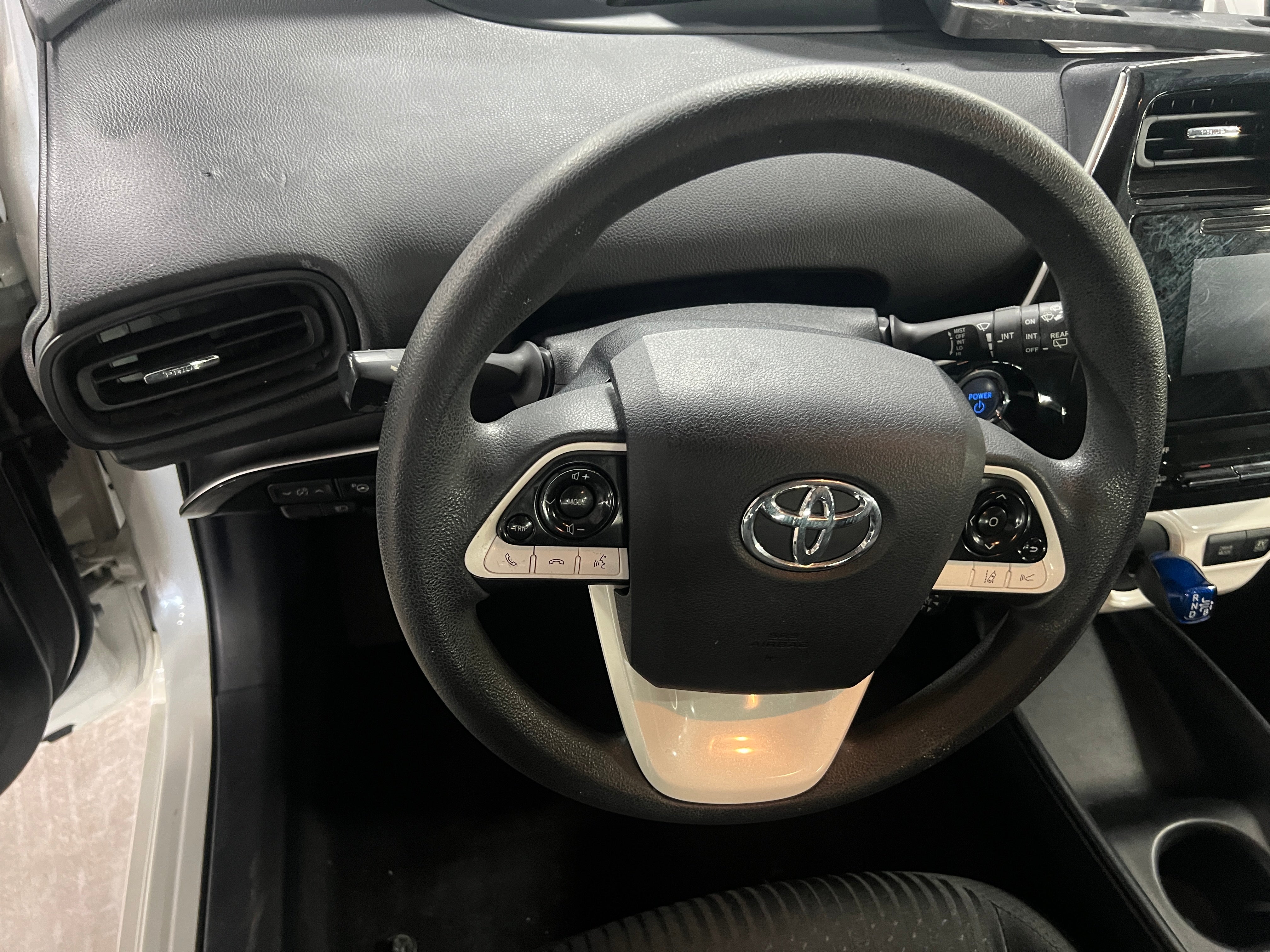 2018 Toyota Prius Two 5