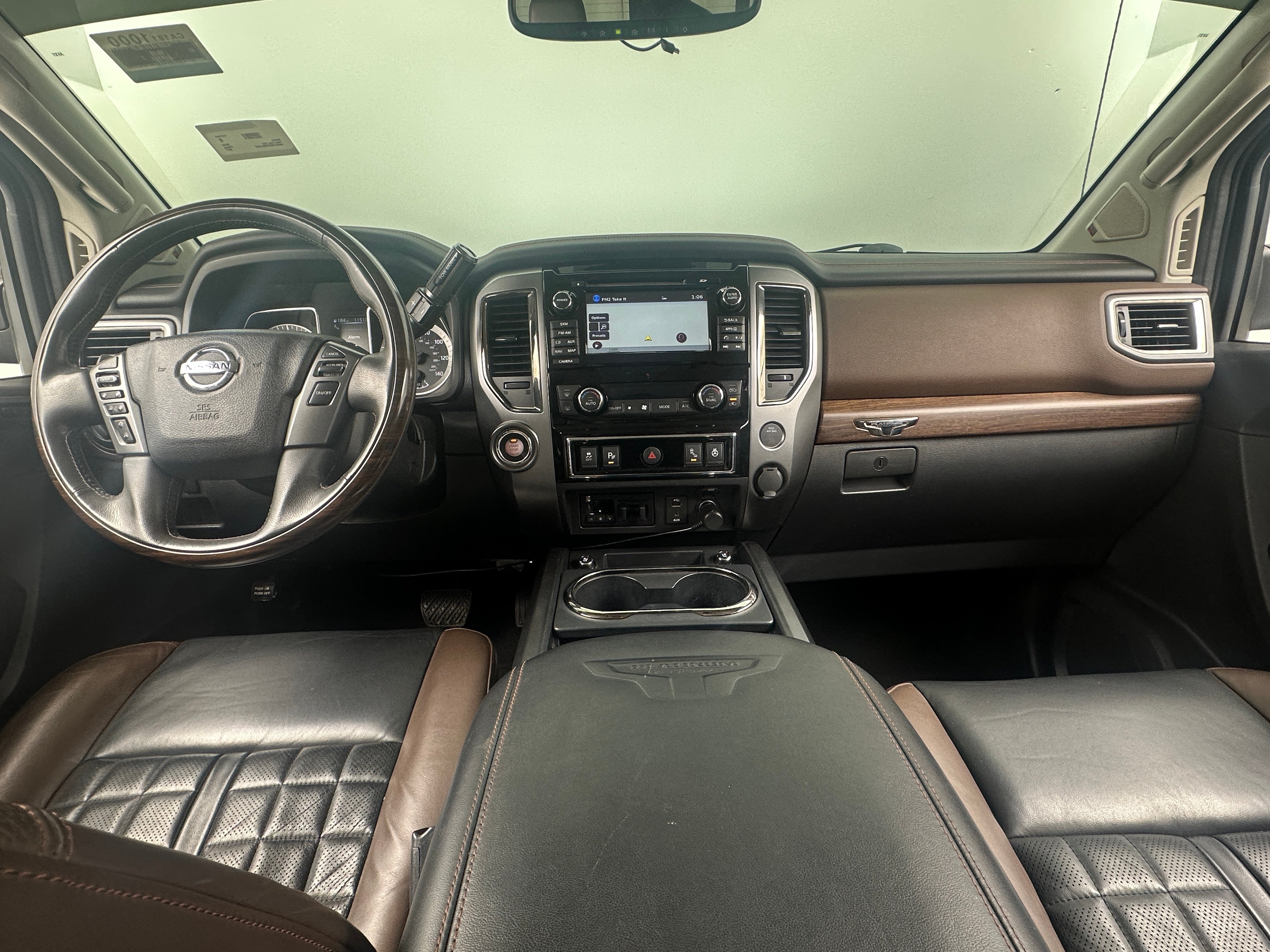 2017 Nissan Titan Platinum Reserve 2