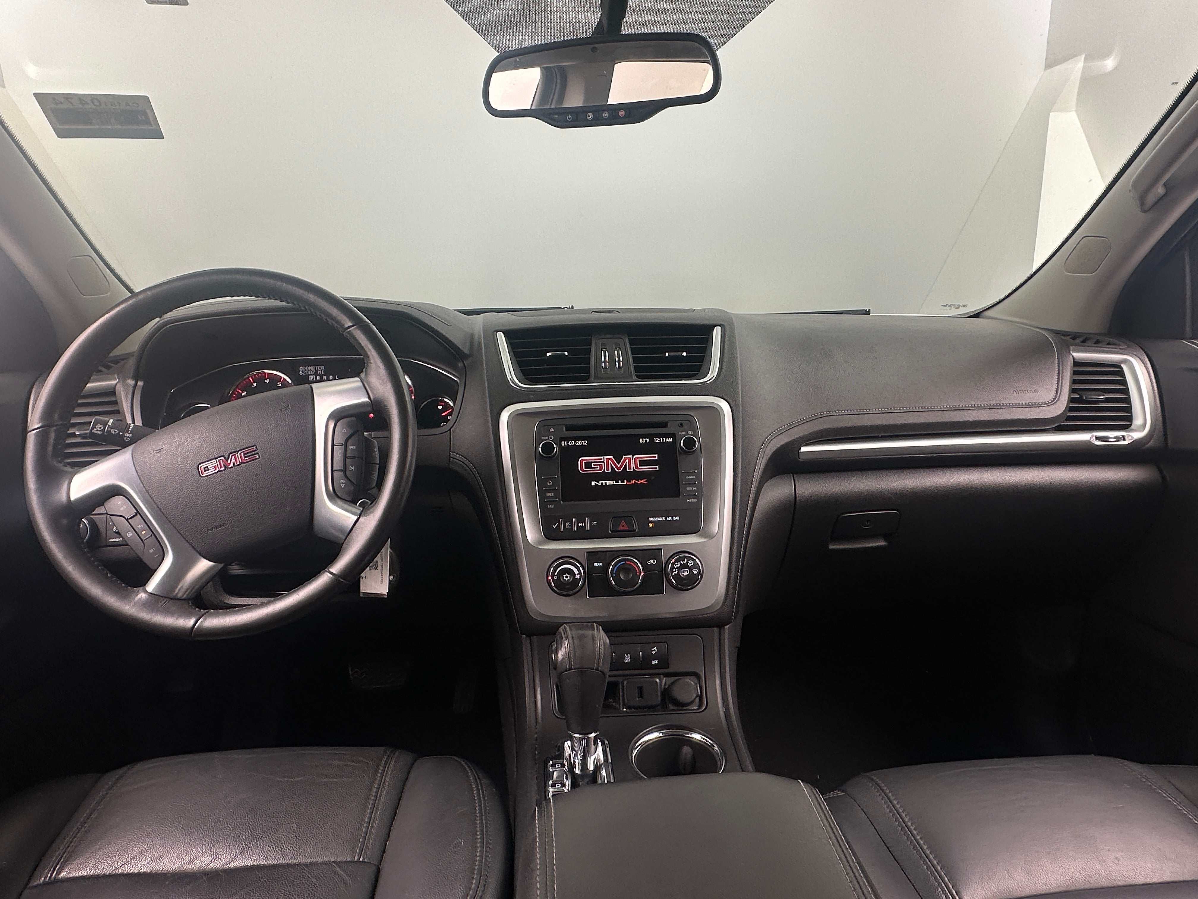 2016 GMC Acadia SLE 3