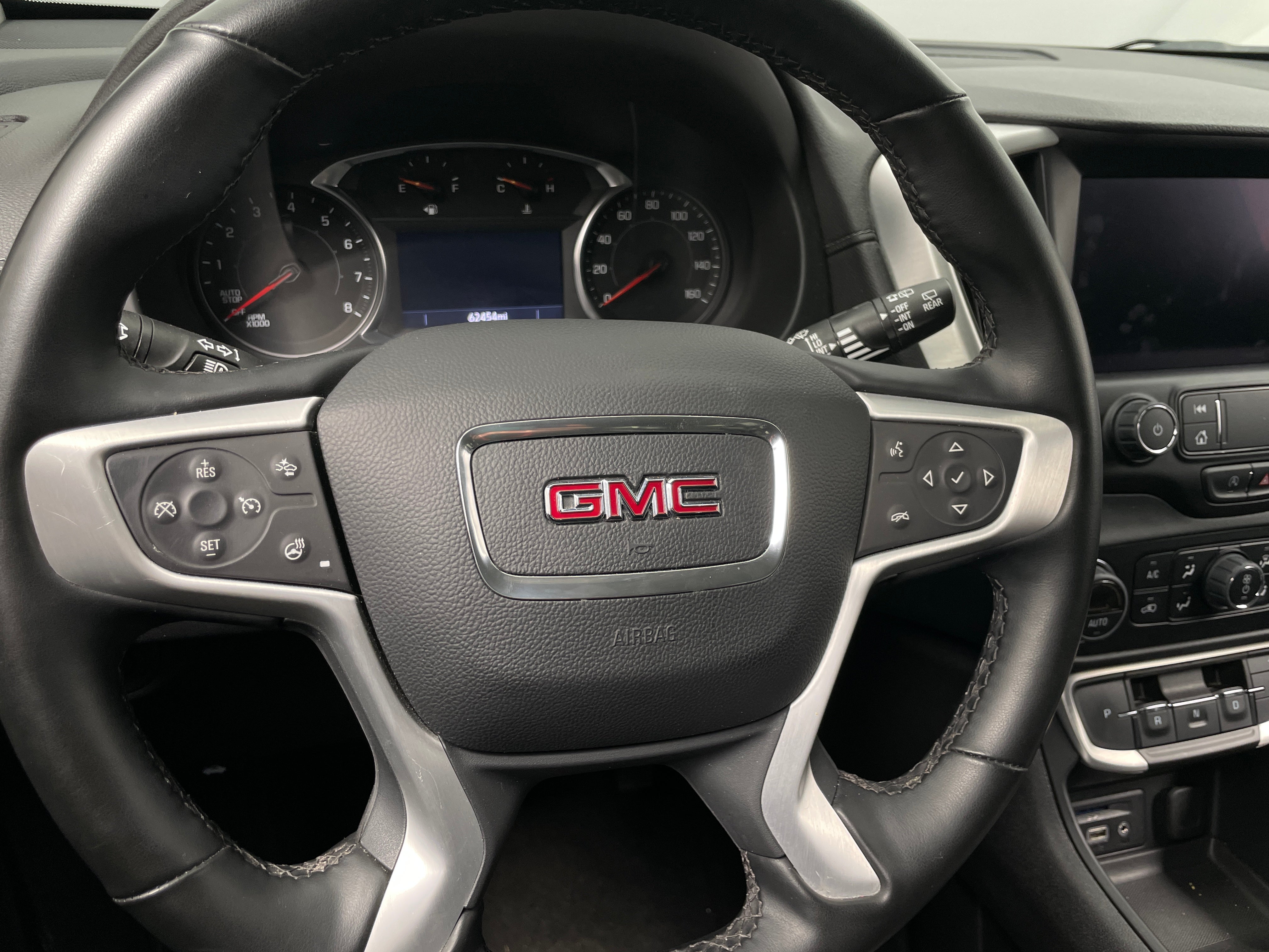 2023 GMC Terrain SLT 4