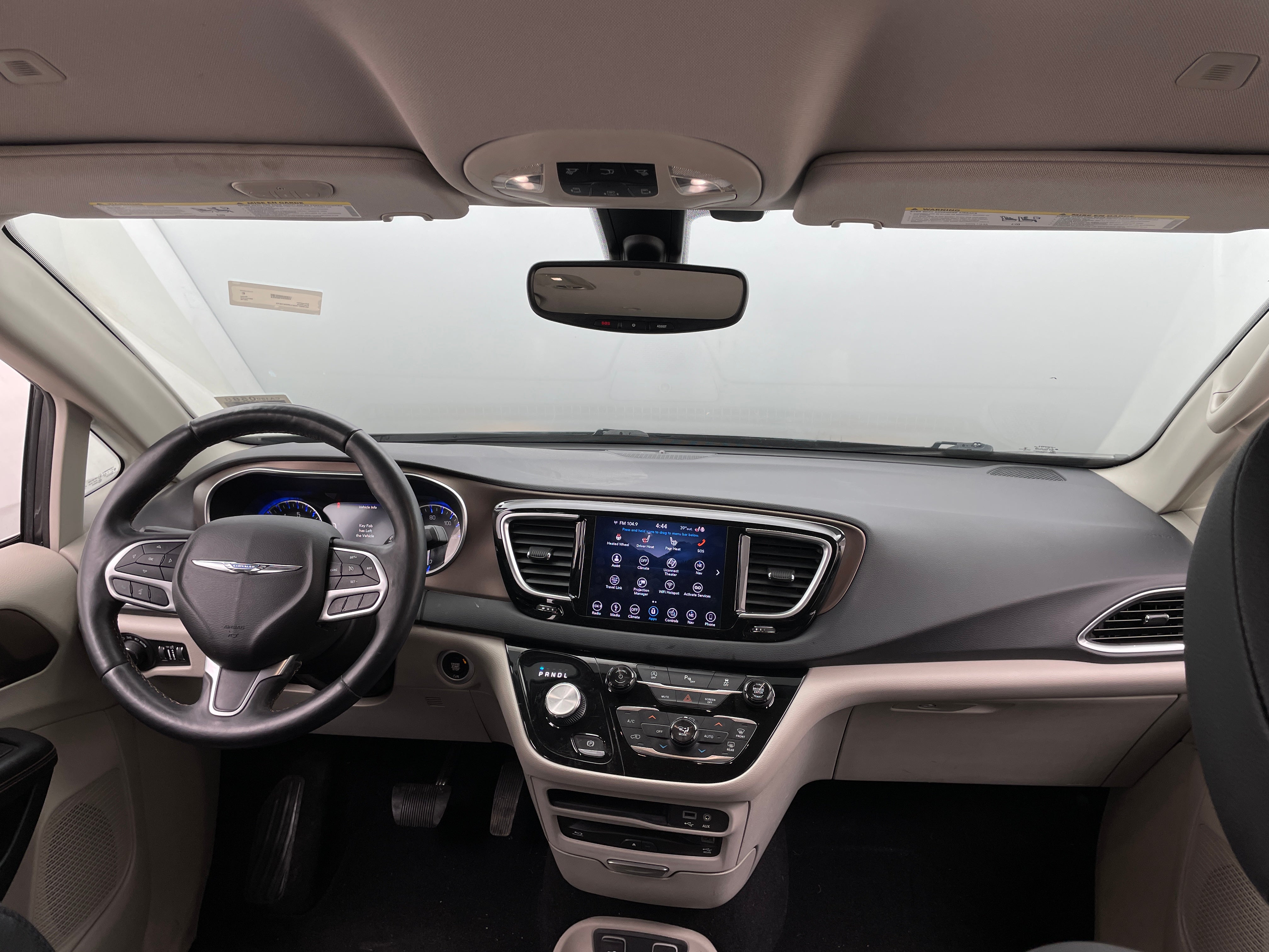 2018 Chrysler Pacifica  2