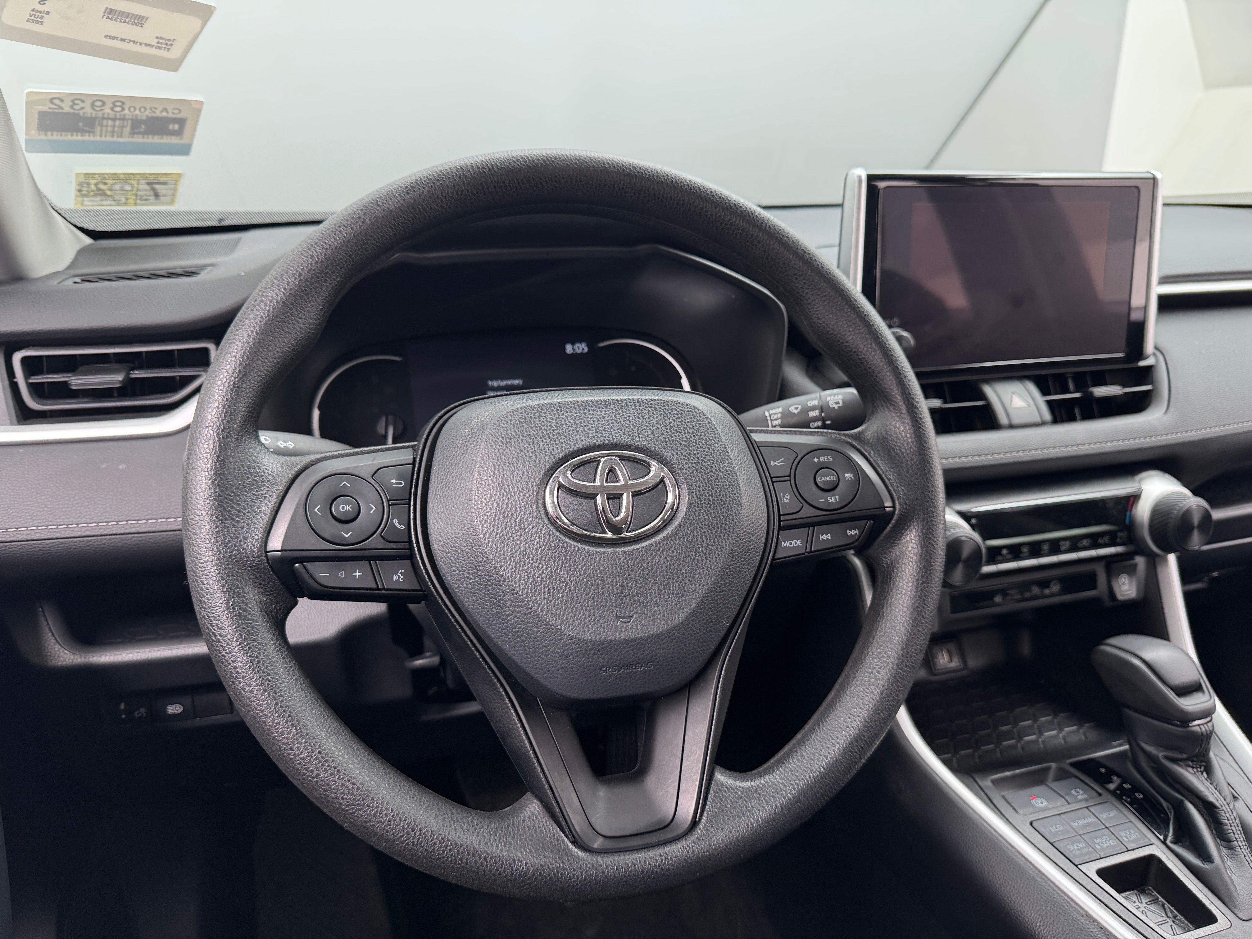 2023 Toyota RAV4 LE 5