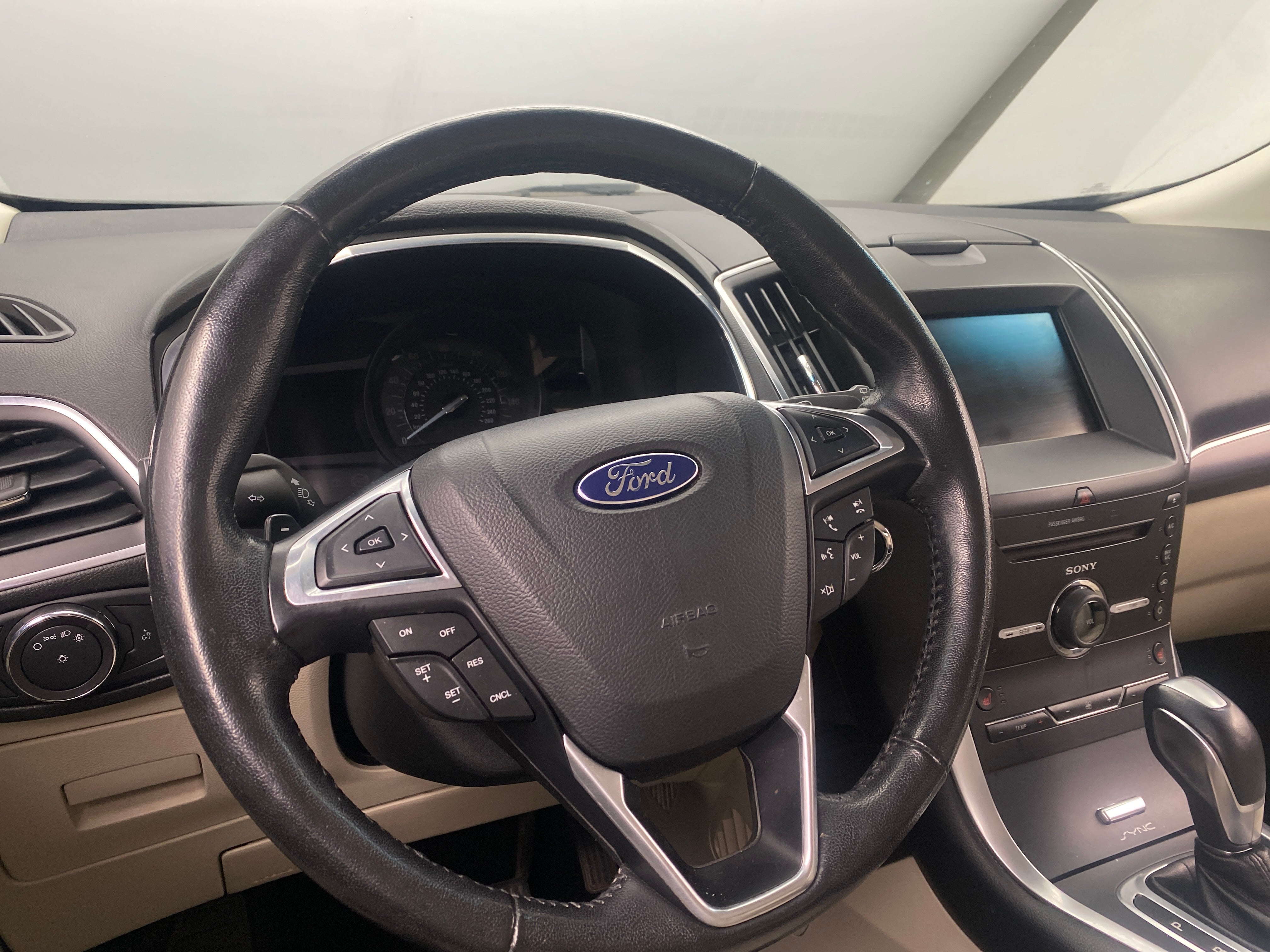 2015 Ford Edge Titanium 4