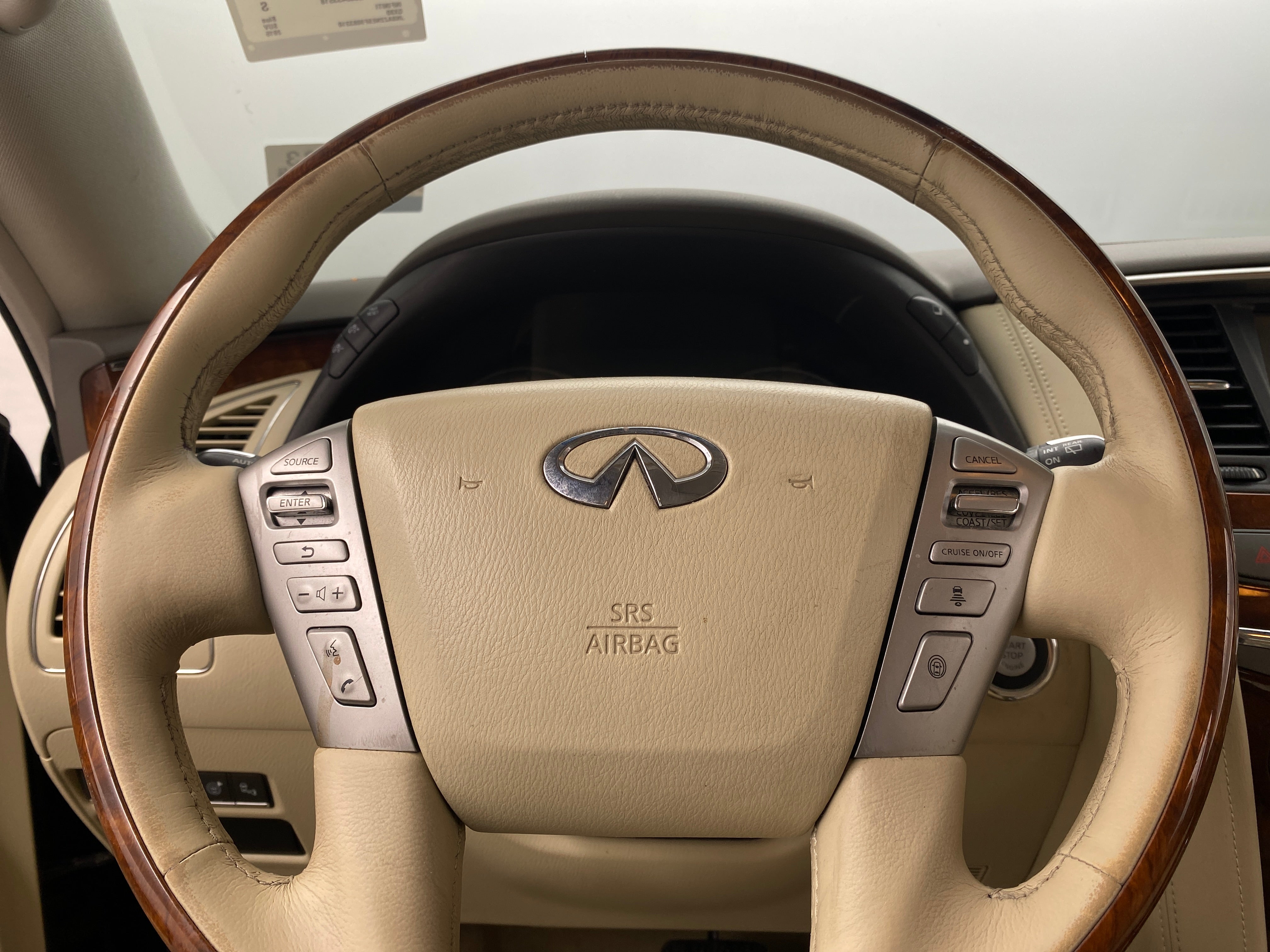 2015 INFINITI QX80 Base 4