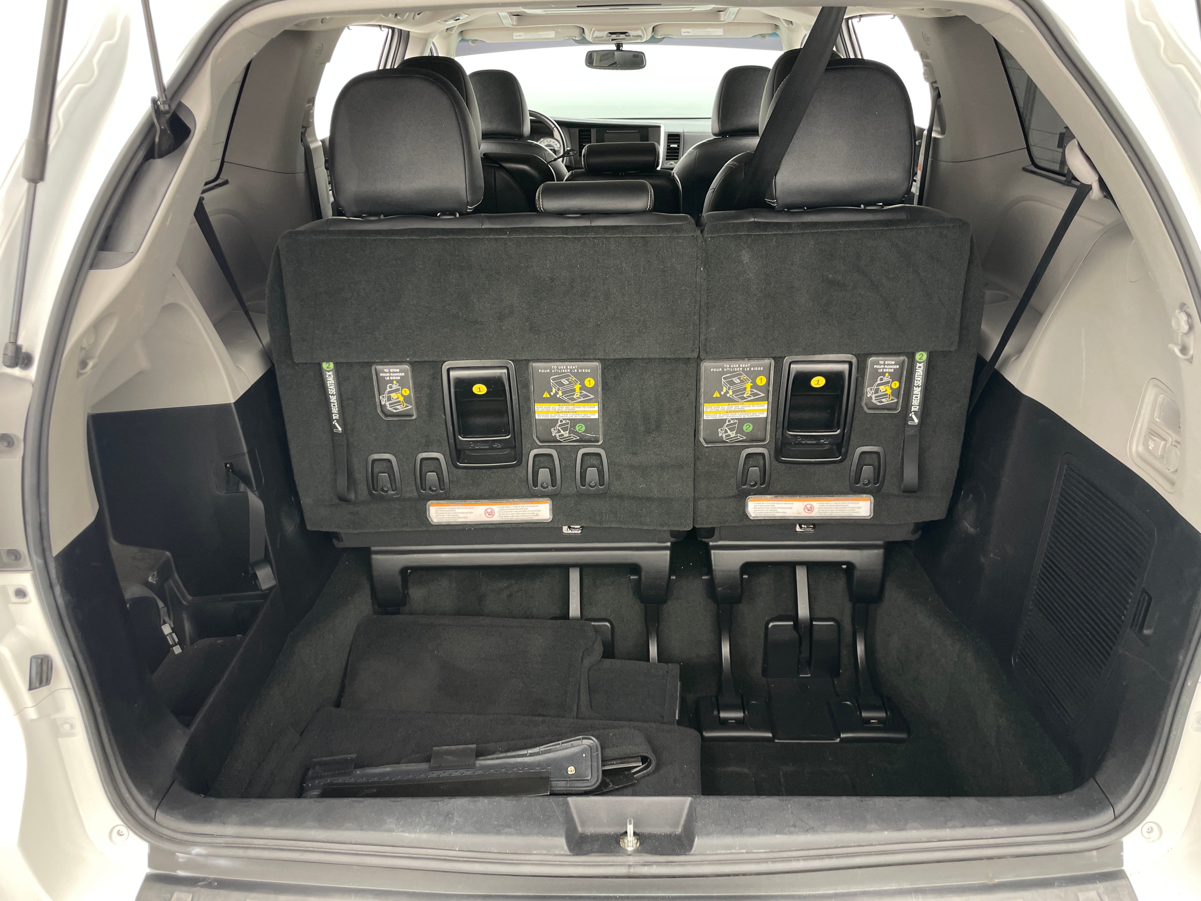 2016 Toyota Sienna SE Premium 6