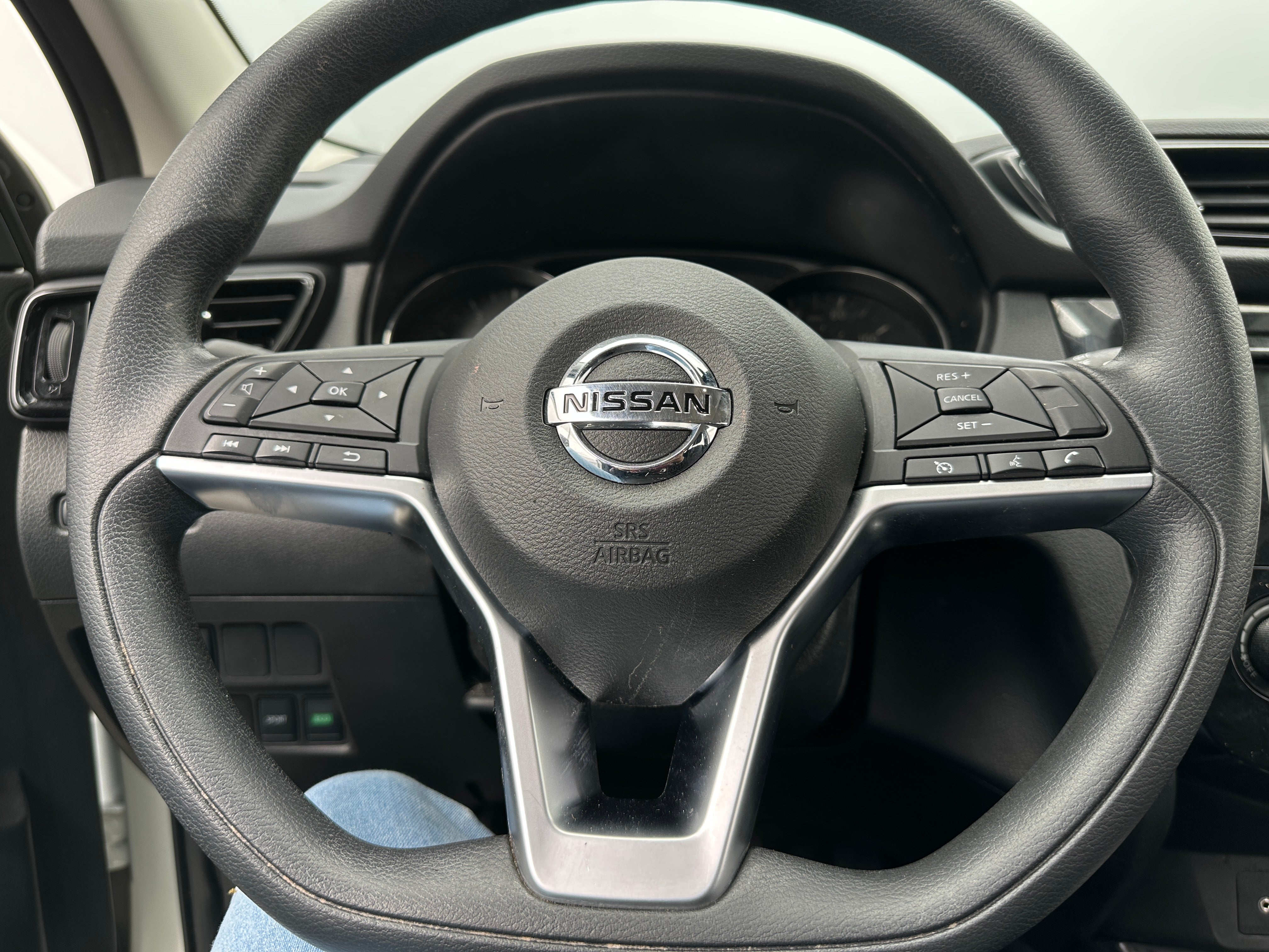 2021 Nissan Rogue Sport S 5