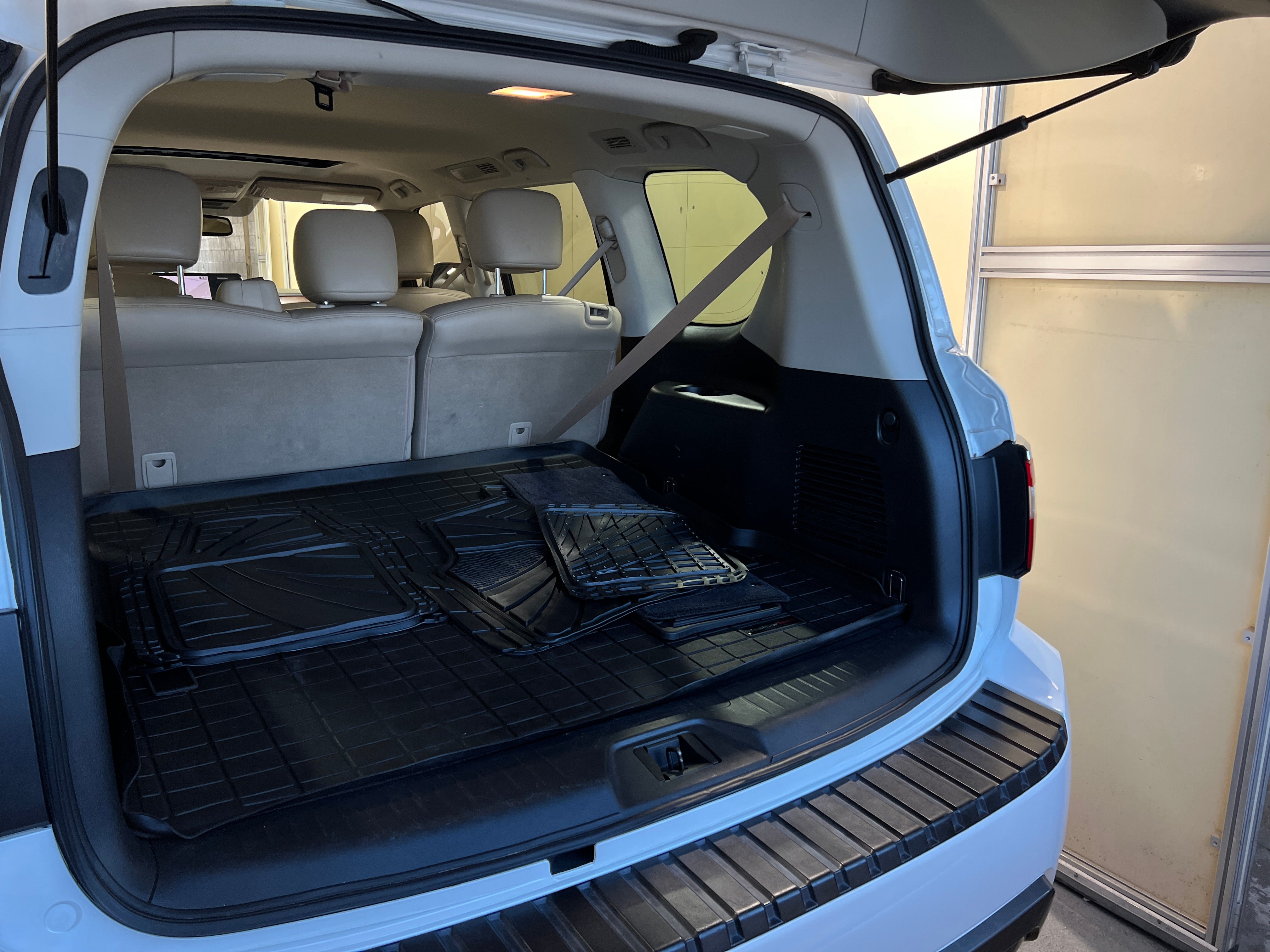 2021 Nissan Armada SL 6