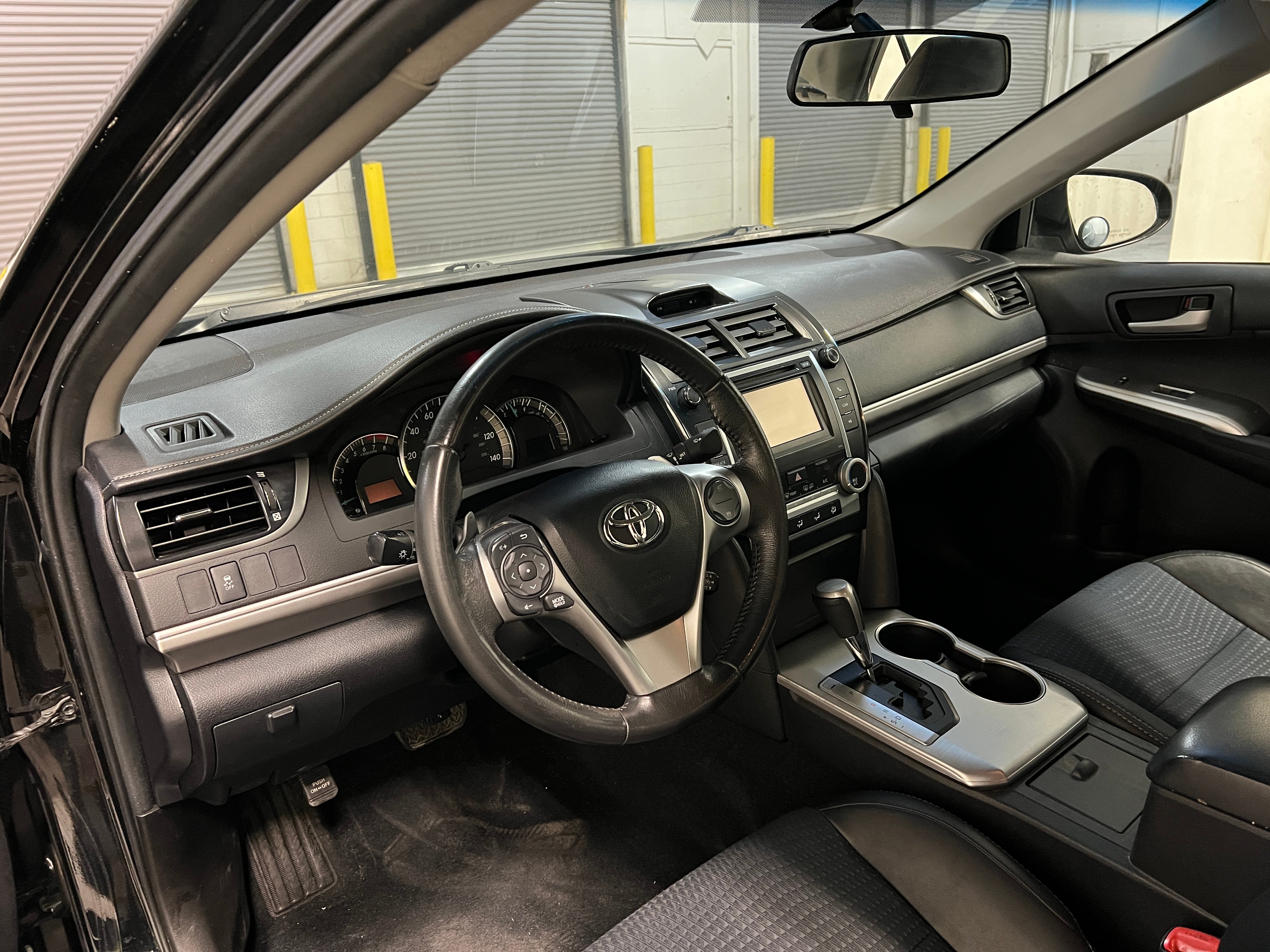 2012 Toyota Camry SE 2