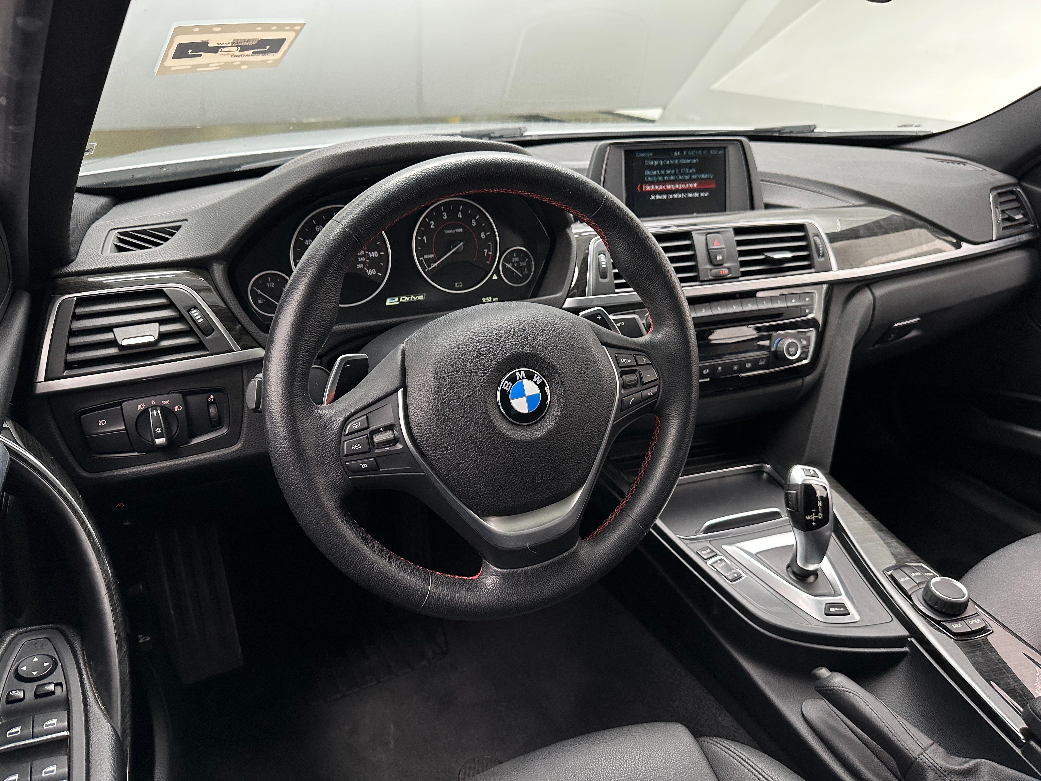 2018 BMW 3 Series 330e iPerformance 5