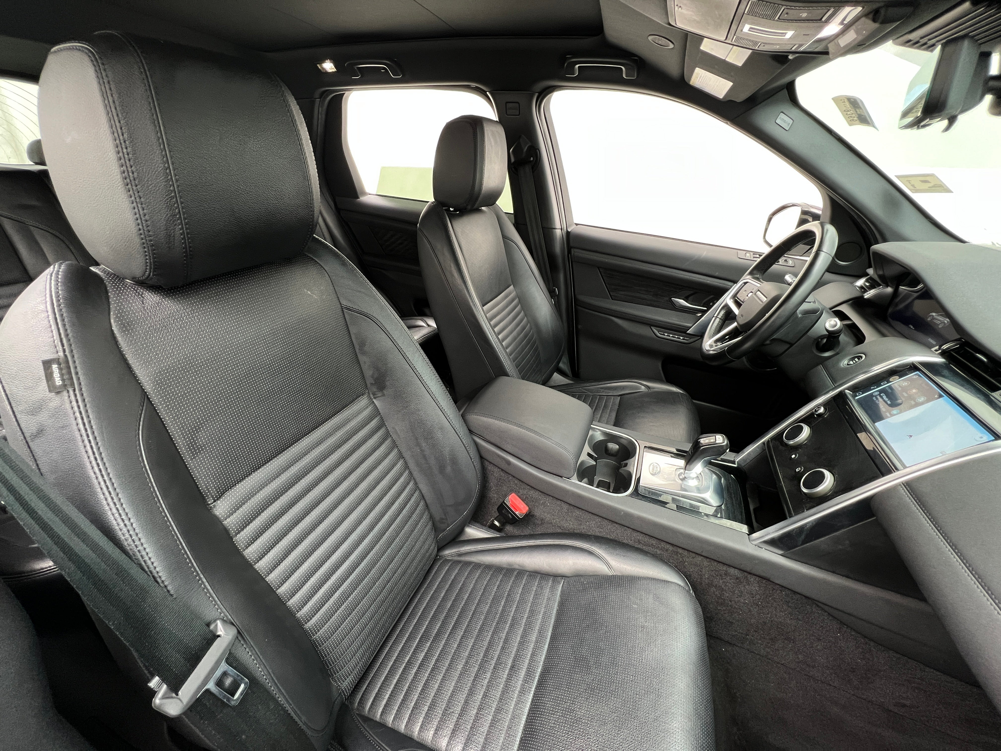 2021 Land Rover Discovery Sport SE 2