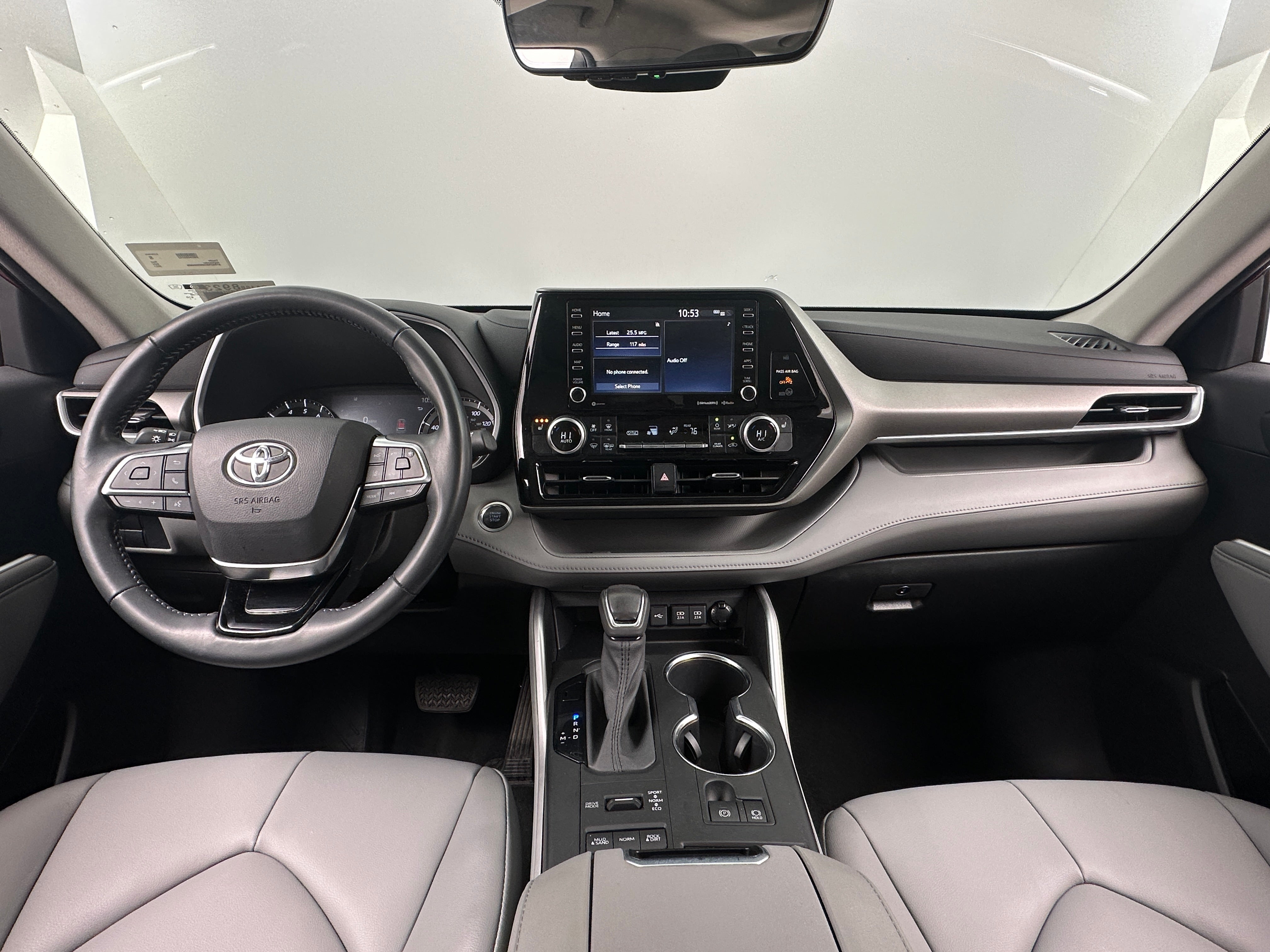 2021 Toyota Highlander XLE 2