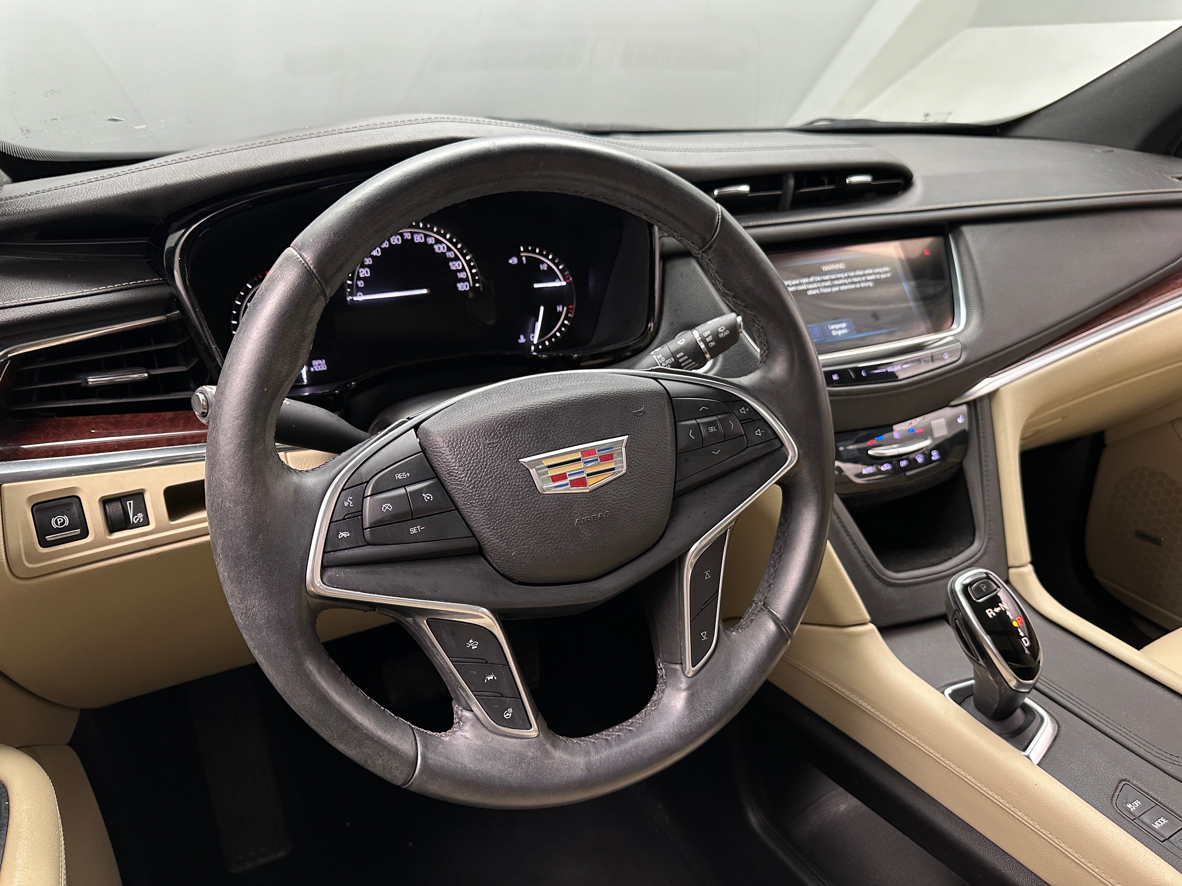 2017 Cadillac XT5 Luxury 4