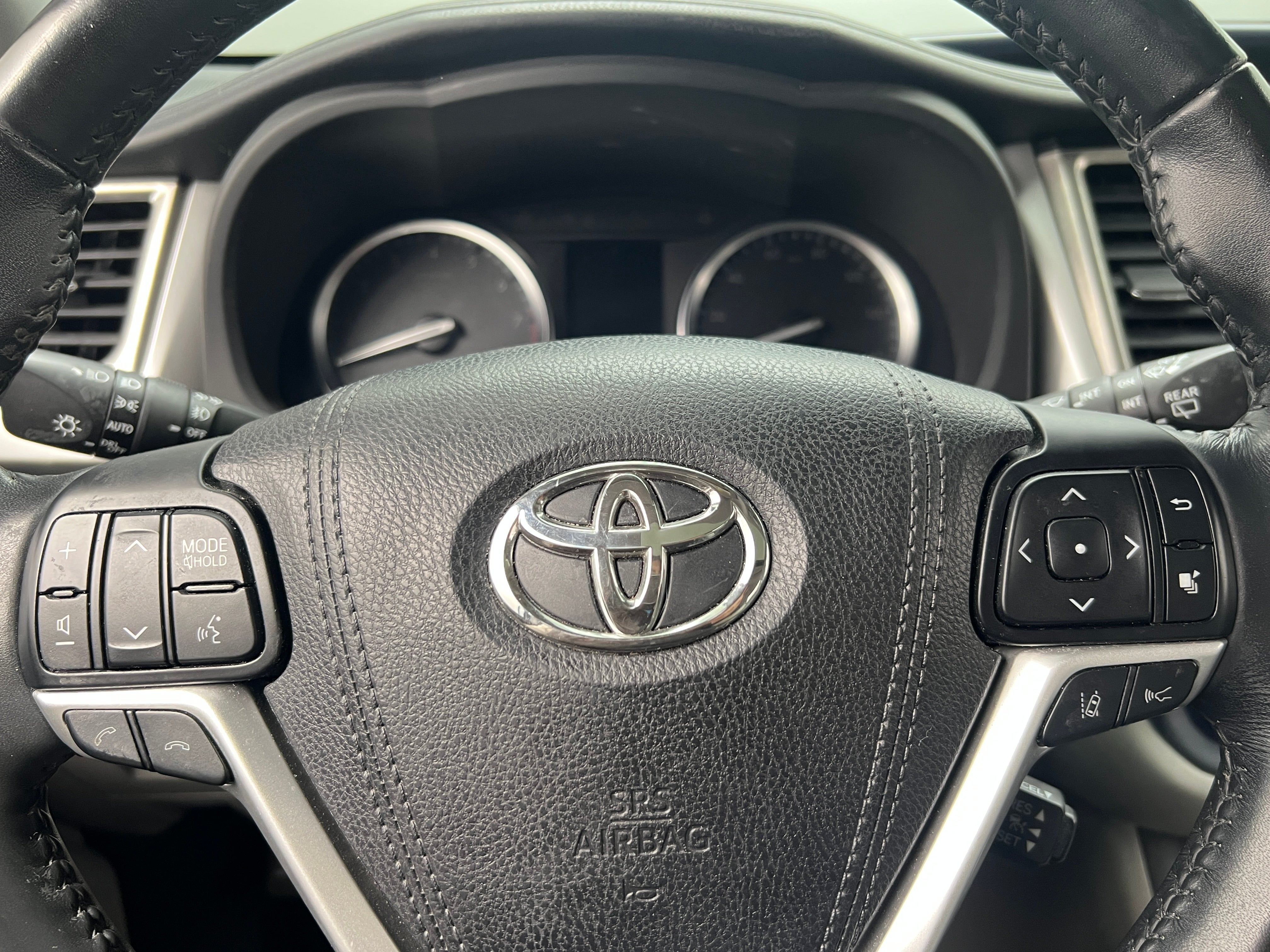 2018 Toyota Highlander Limited 4