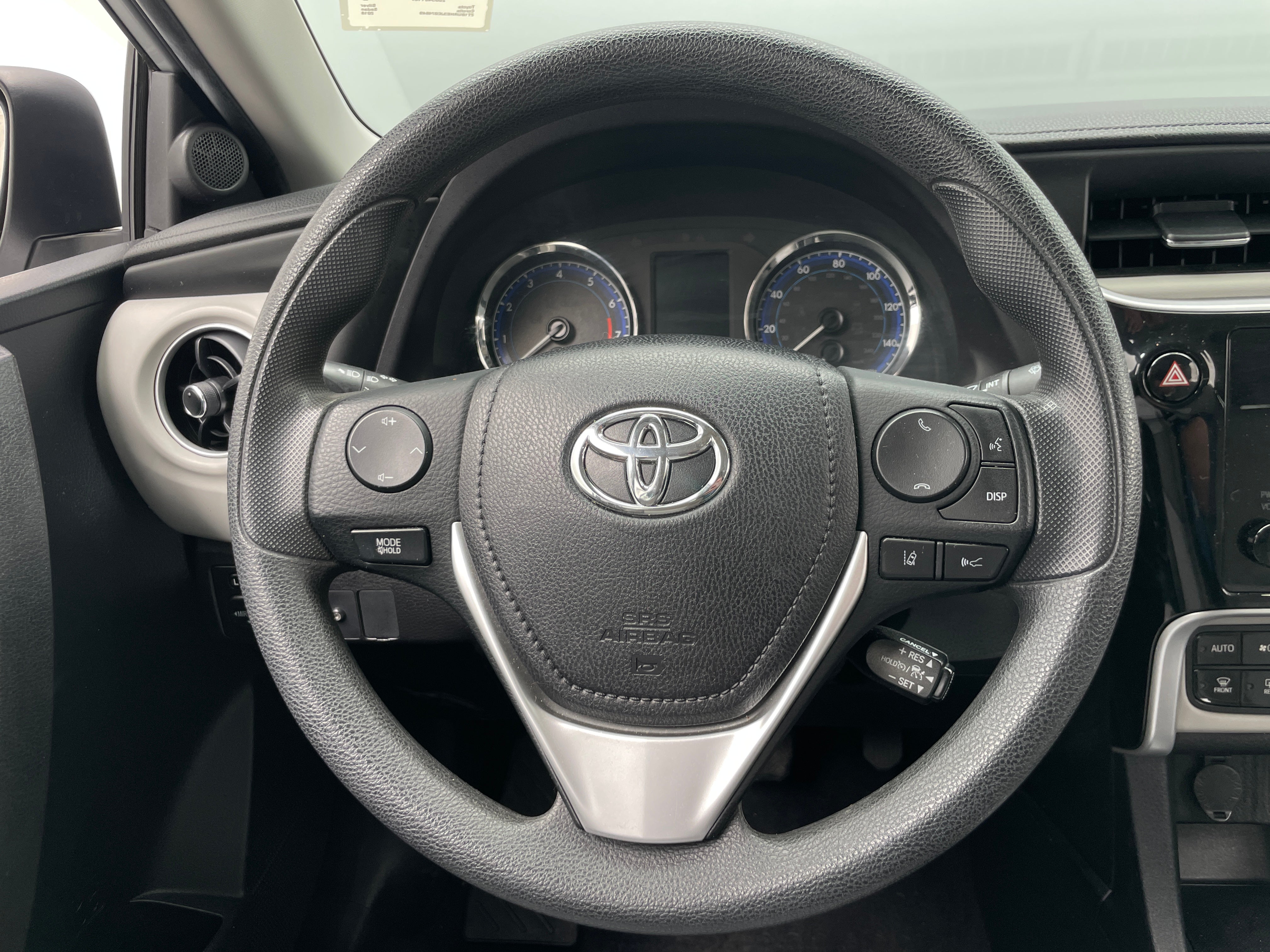 2018 Toyota Corolla LE 5