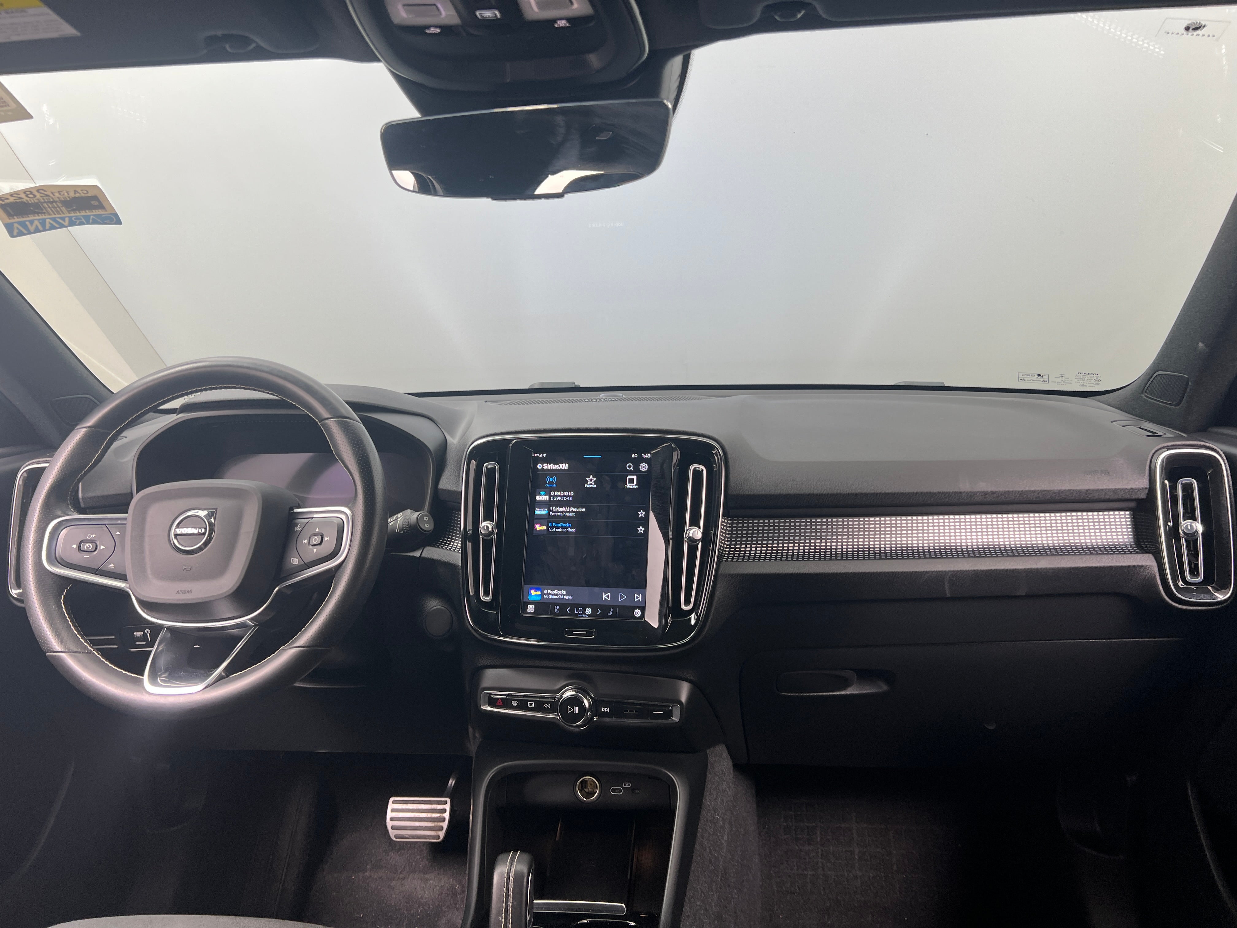 2021 Volvo XC40 Recharge Core 3