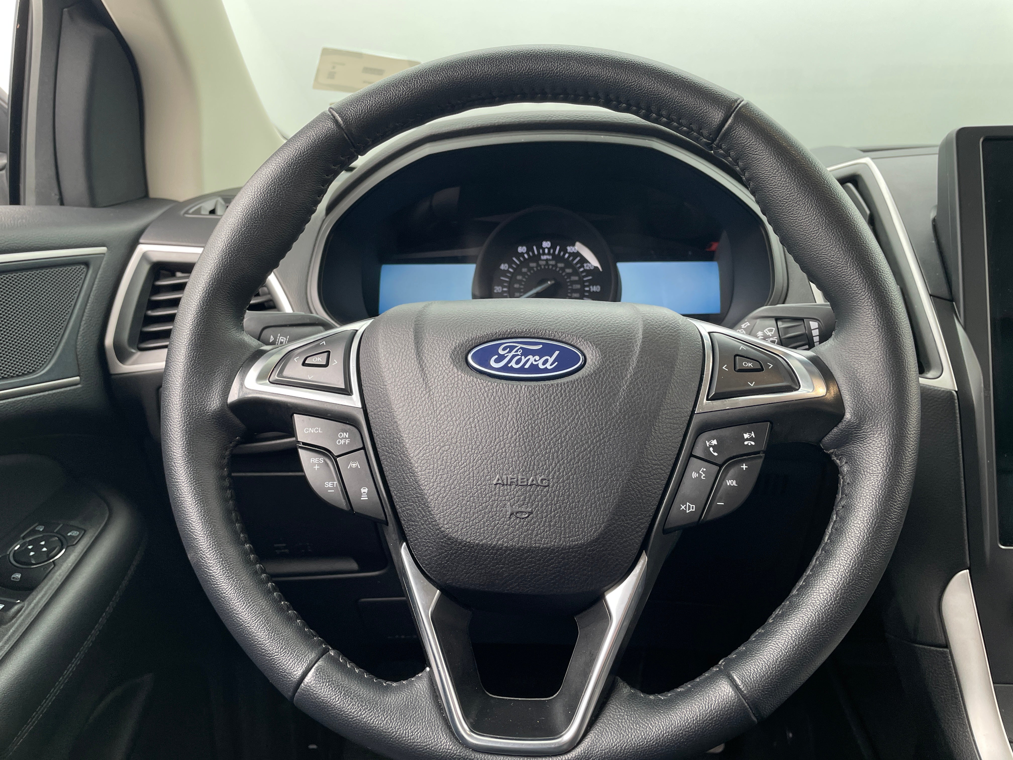 2024 Ford Edge SEL 5