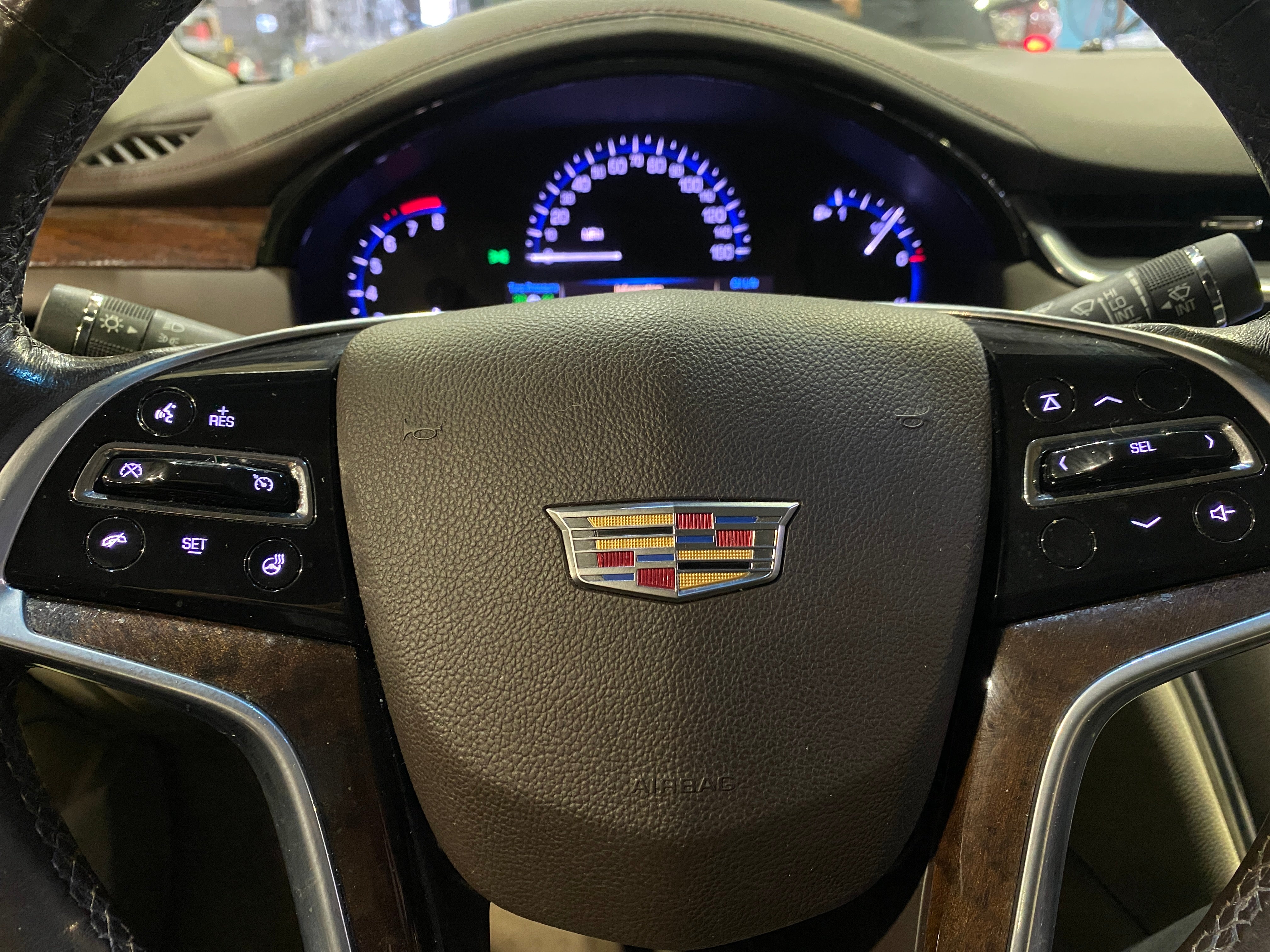 2016 Cadillac XTS Luxury 4