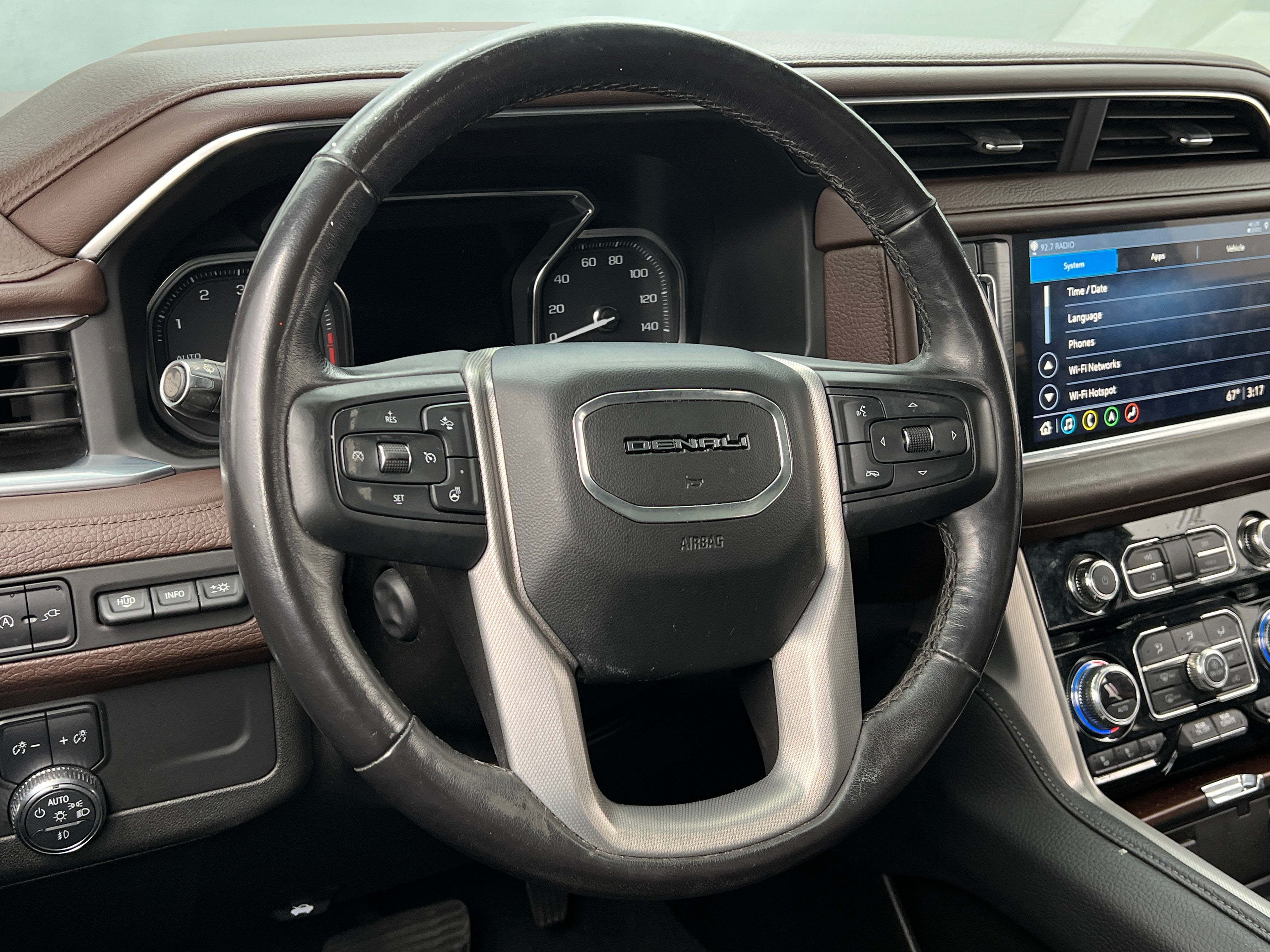 2021 GMC Yukon Denali 4