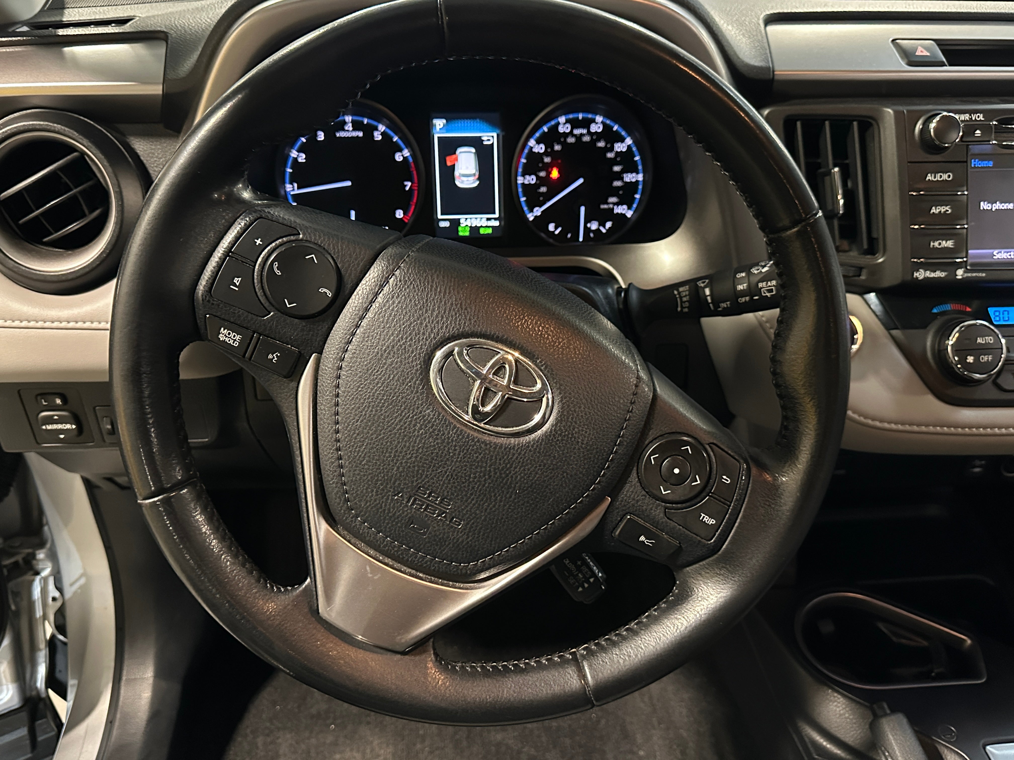 2018 Toyota RAV4 XLE 5